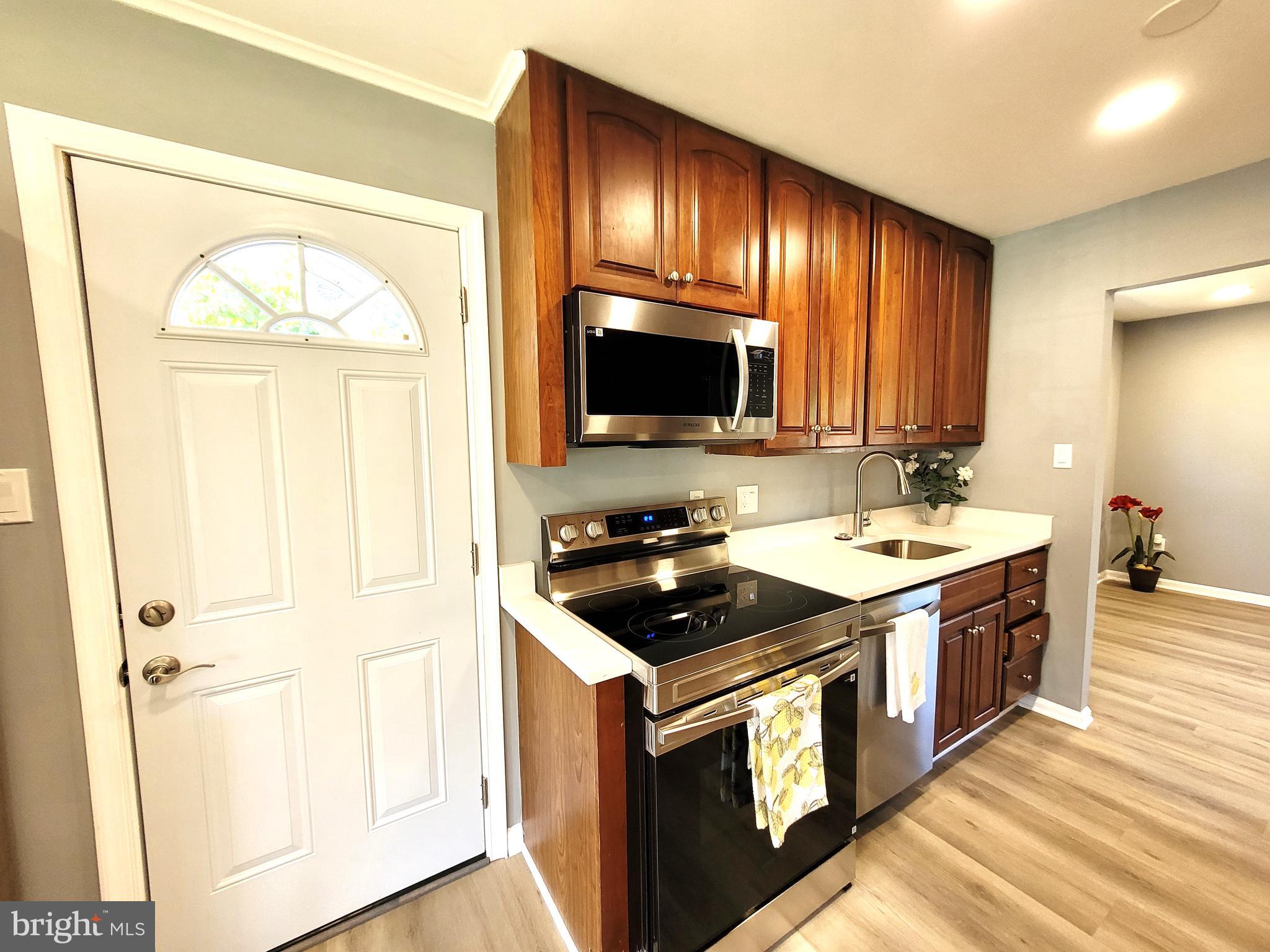 RAVENSWORTH GROVE - Residential