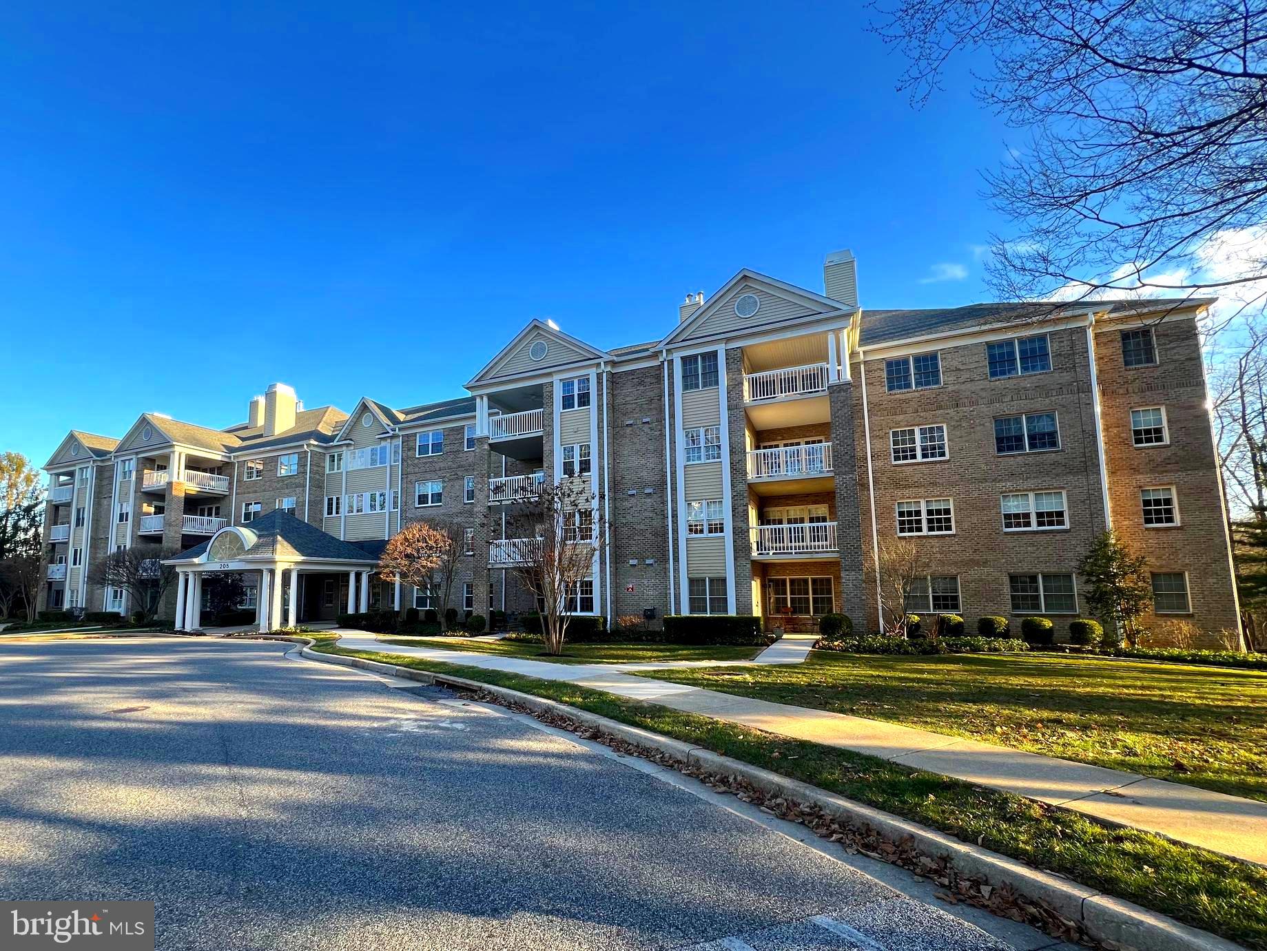 BELMONT FOREST - Residential