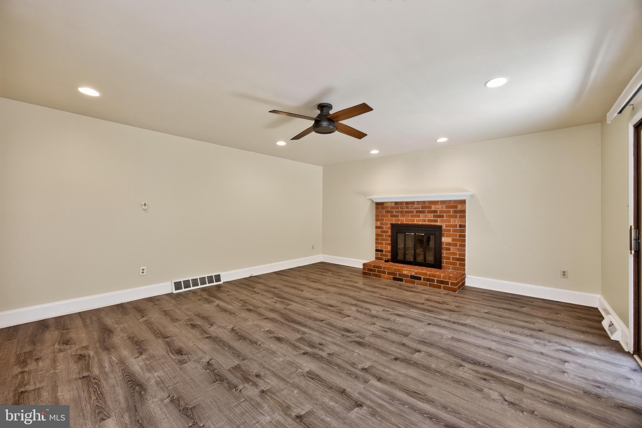 WHITFORD VILLAGE - Residential