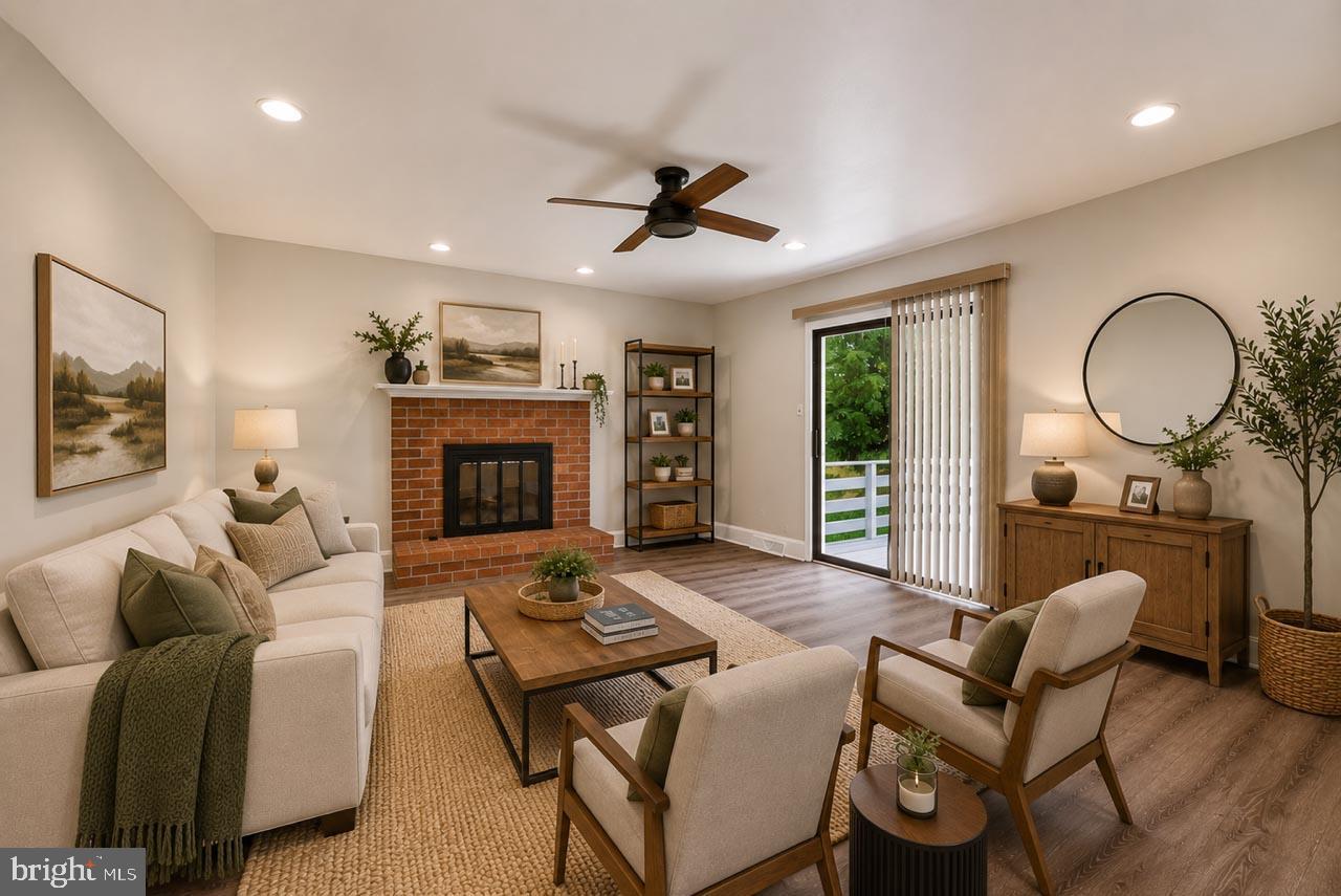 WHITFORD VILLAGE - Residential