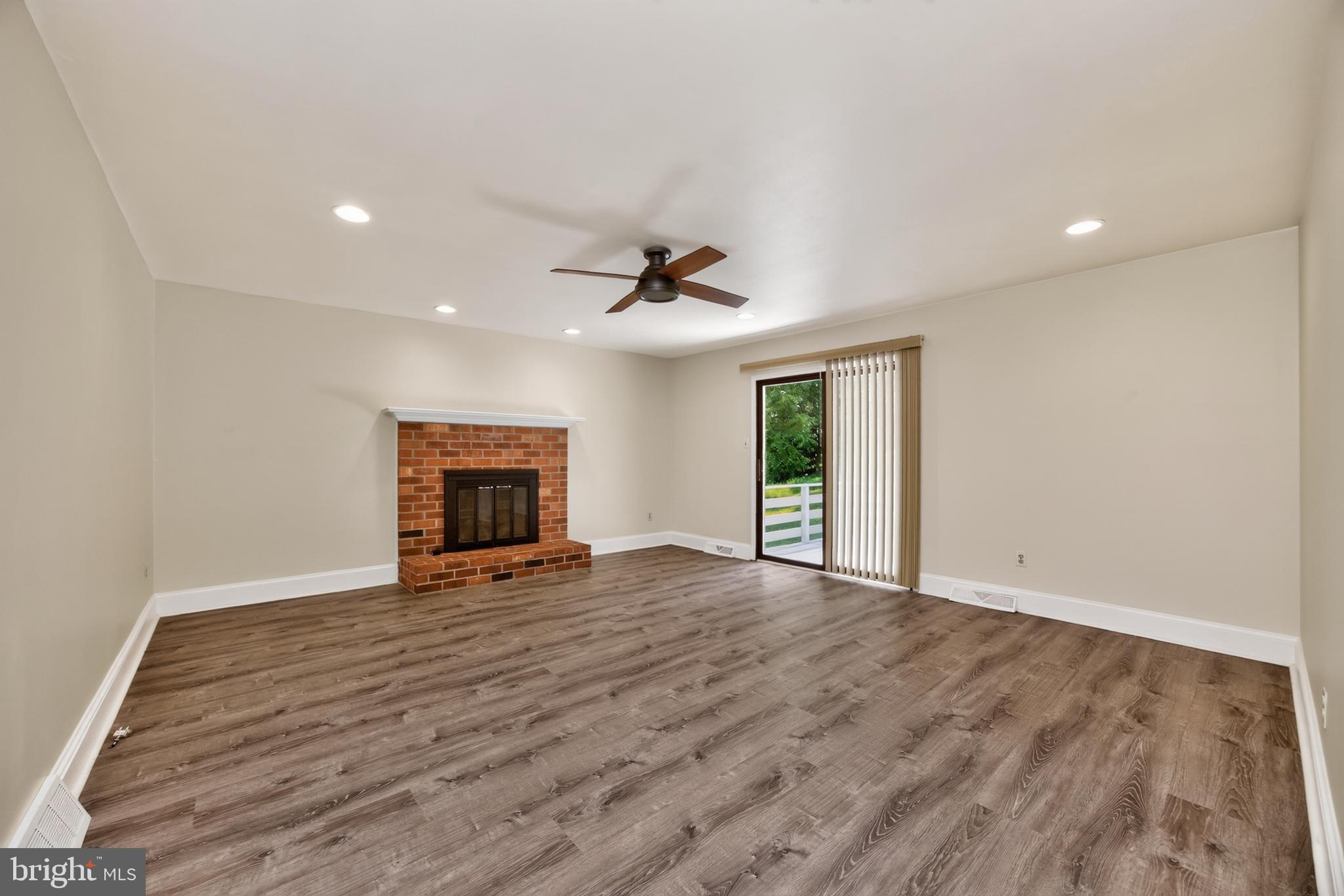 WHITFORD VILLAGE - Residential