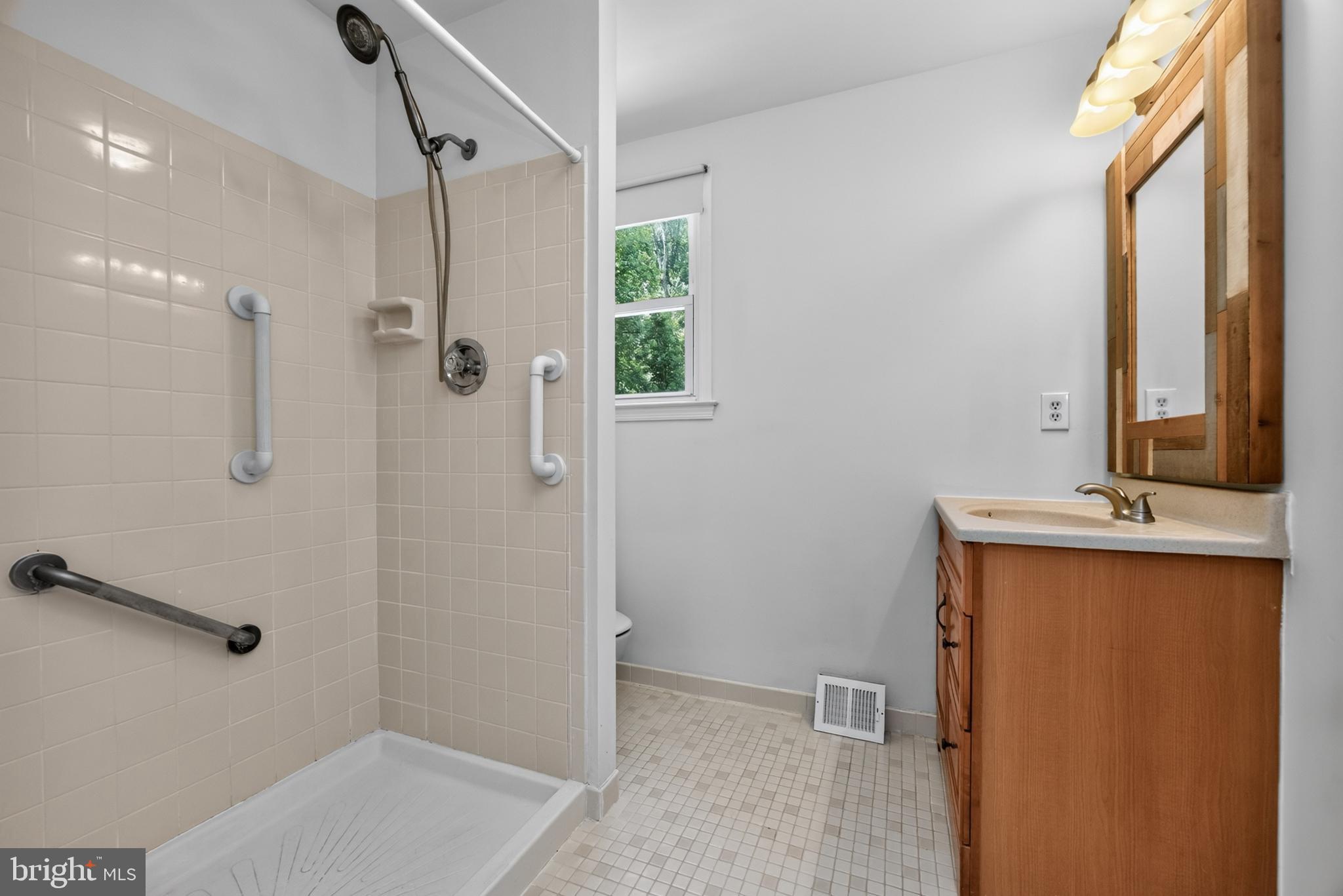 WHITFORD VILLAGE - Residential