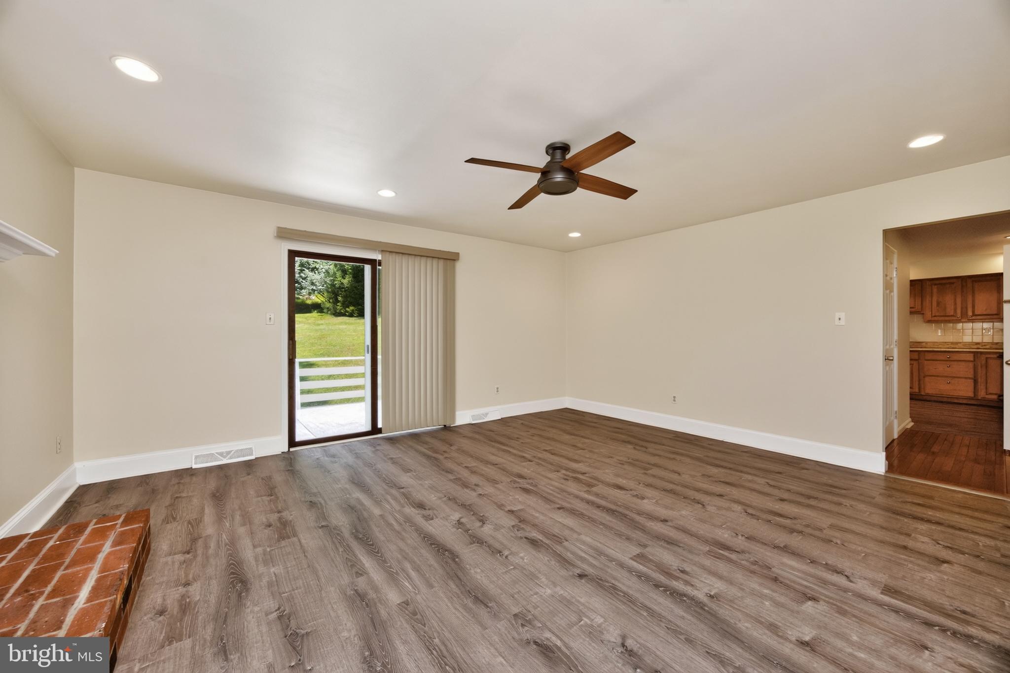 WHITFORD VILLAGE - Residential