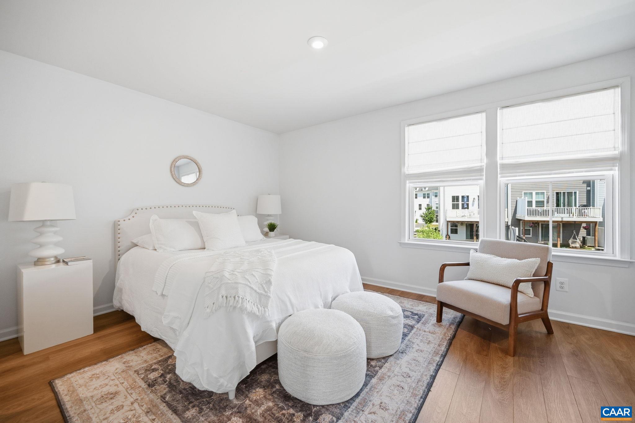 PLEASANT GREEN - Residential
