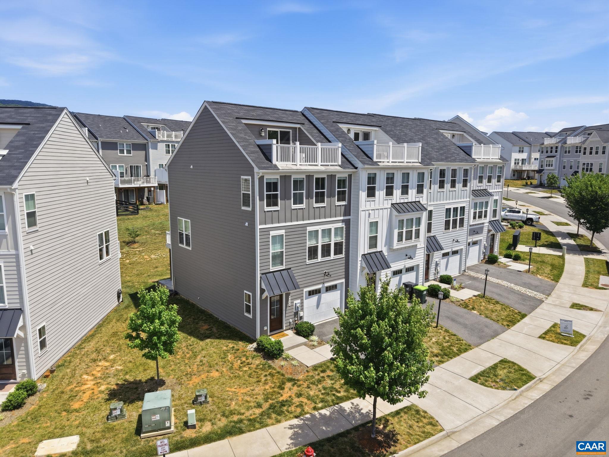 PLEASANT GREEN - Residential