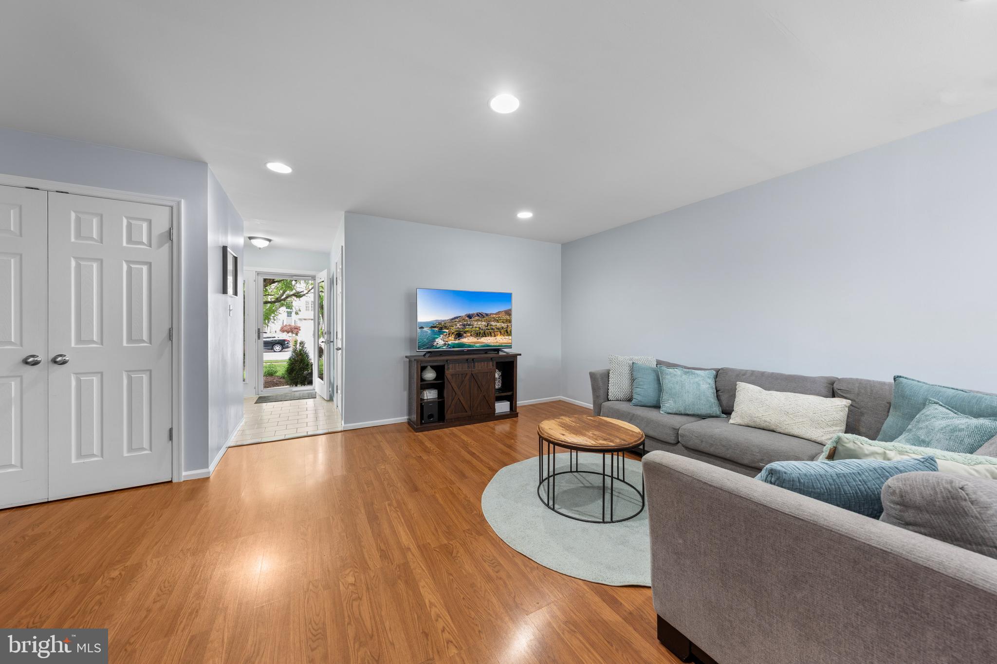 HERITAGE HEIGHTS - Residential