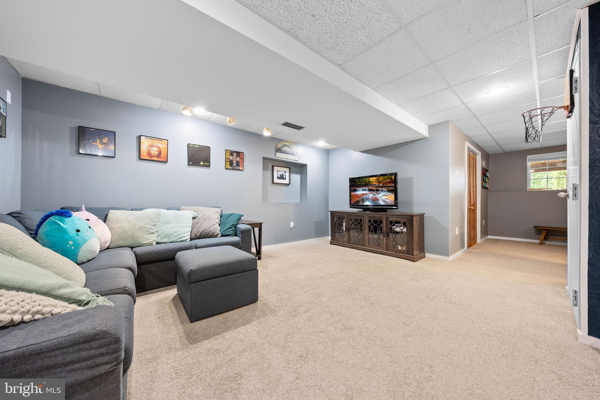 HERITAGE HEIGHTS - Residential