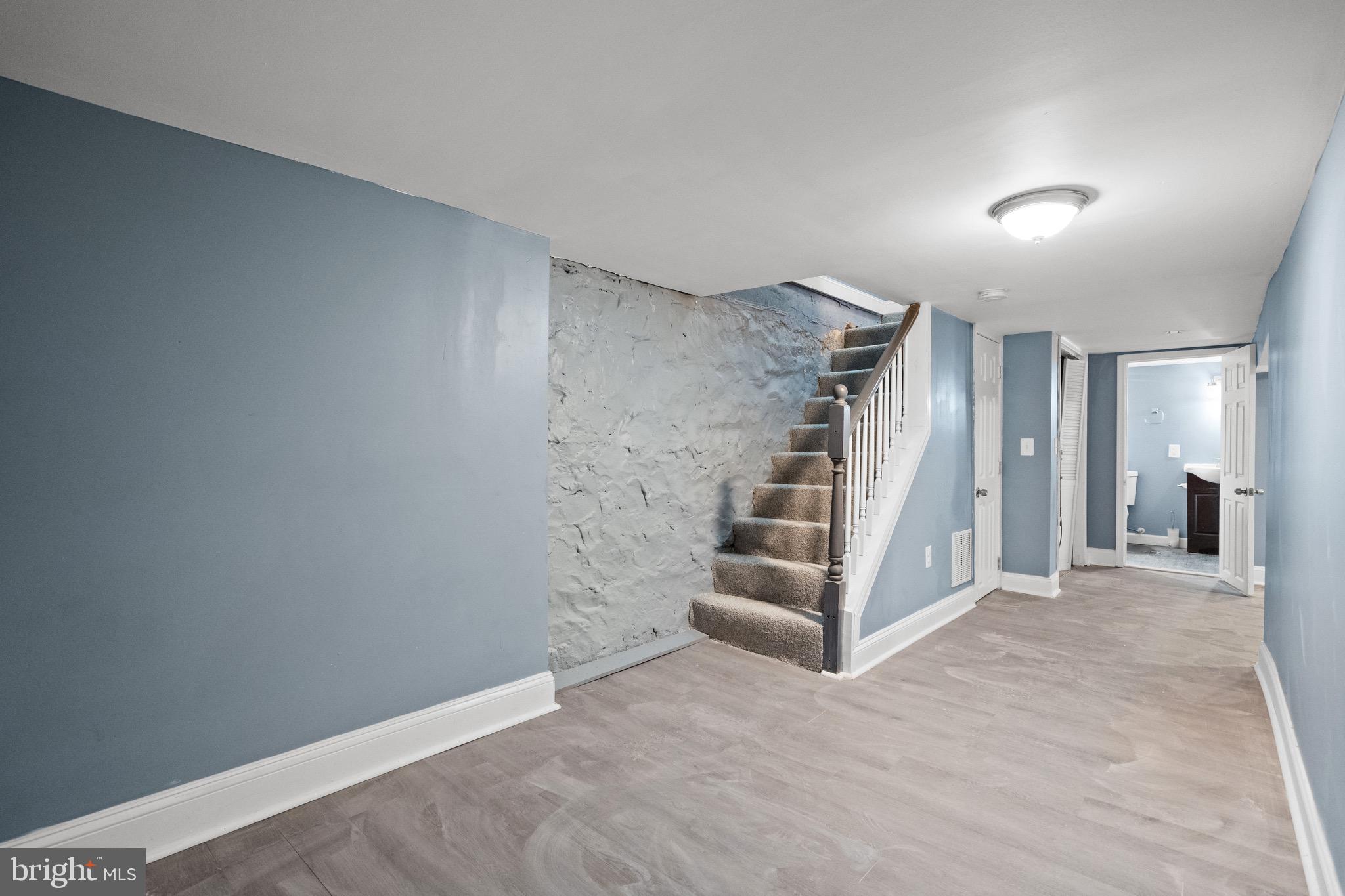 EDMONDSON - Residential Lease