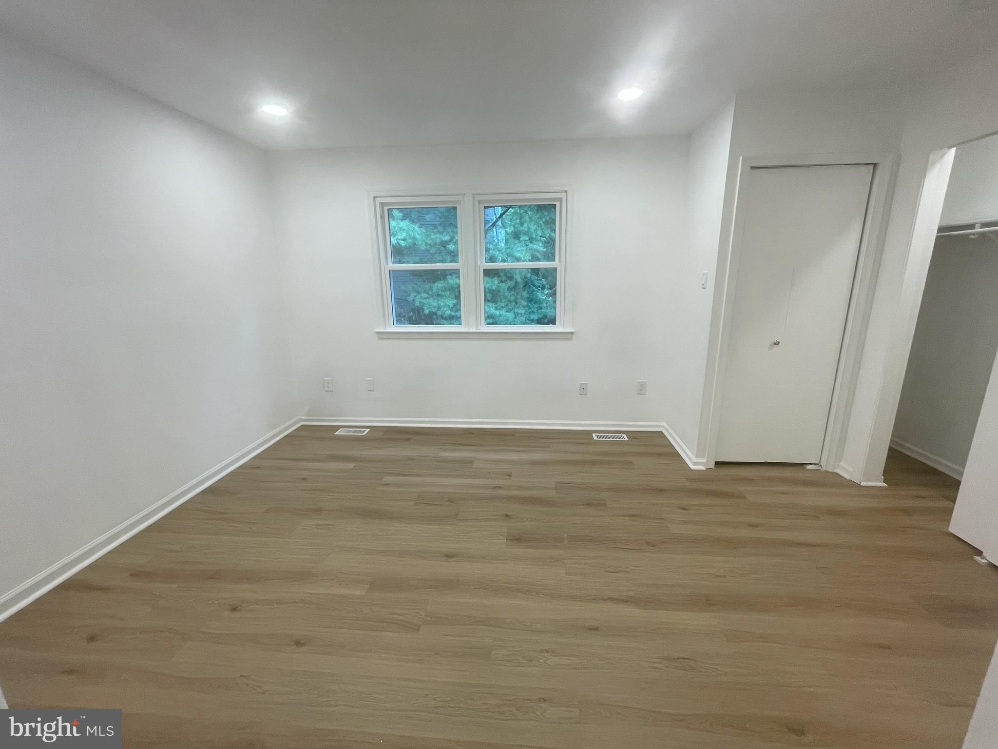 TIMBER RIDGE - Residential Lease