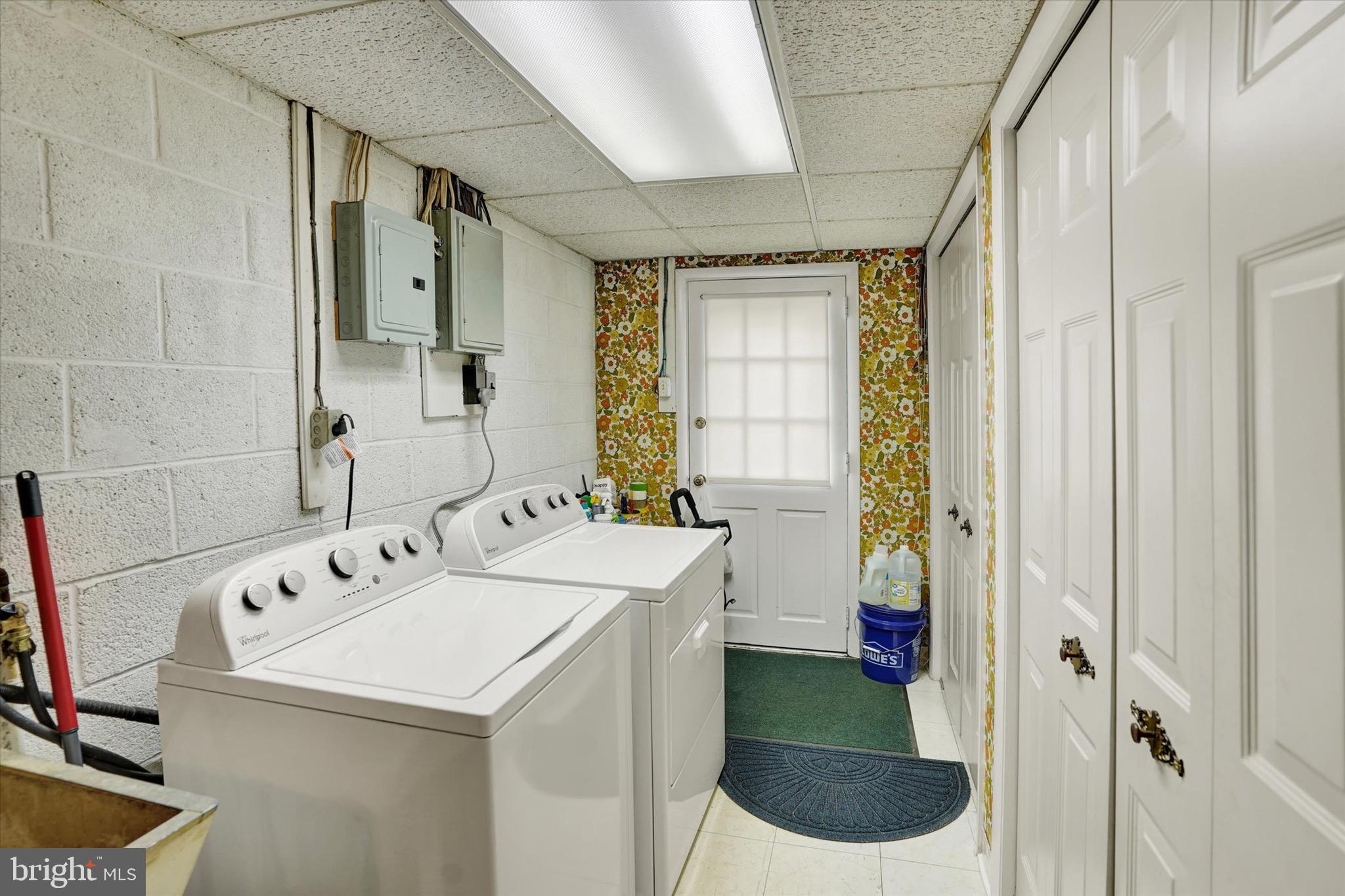 FLOURTOWN GARDENS - Residential