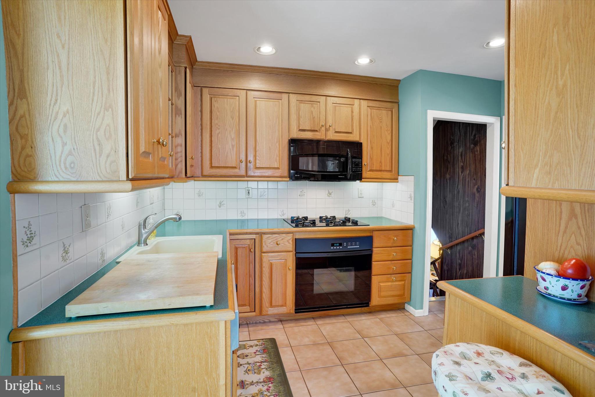 FLOURTOWN GARDENS - Residential