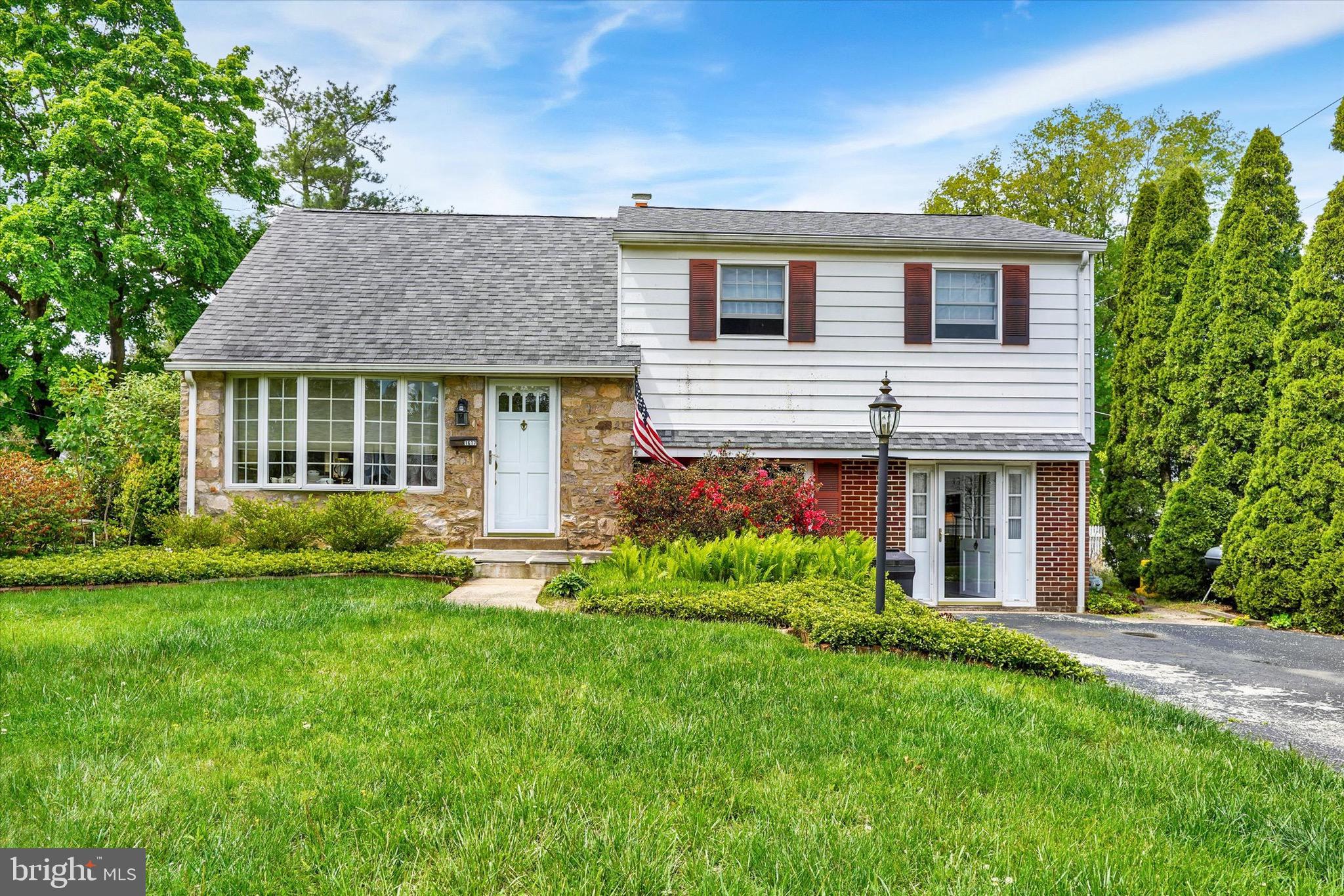 FLOURTOWN GARDENS - Residential