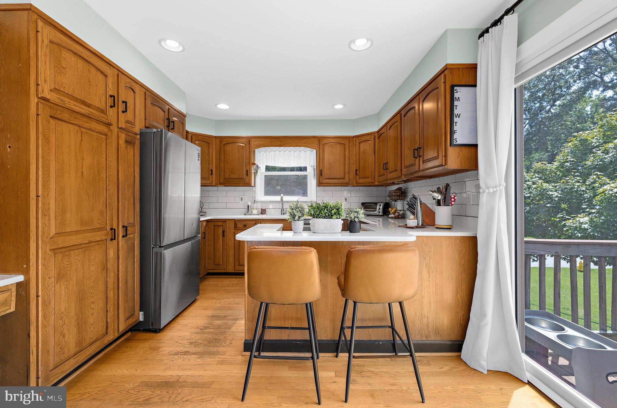 TWIN HARBORS - Residential