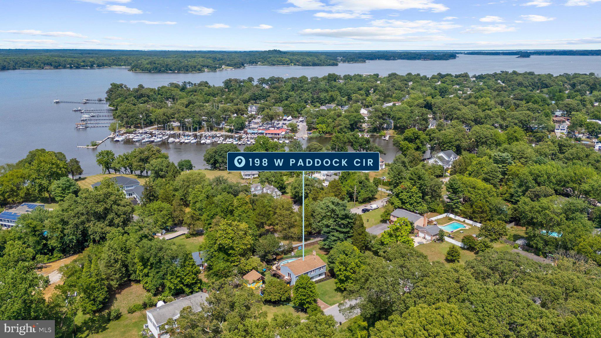 TWIN HARBORS - Residential