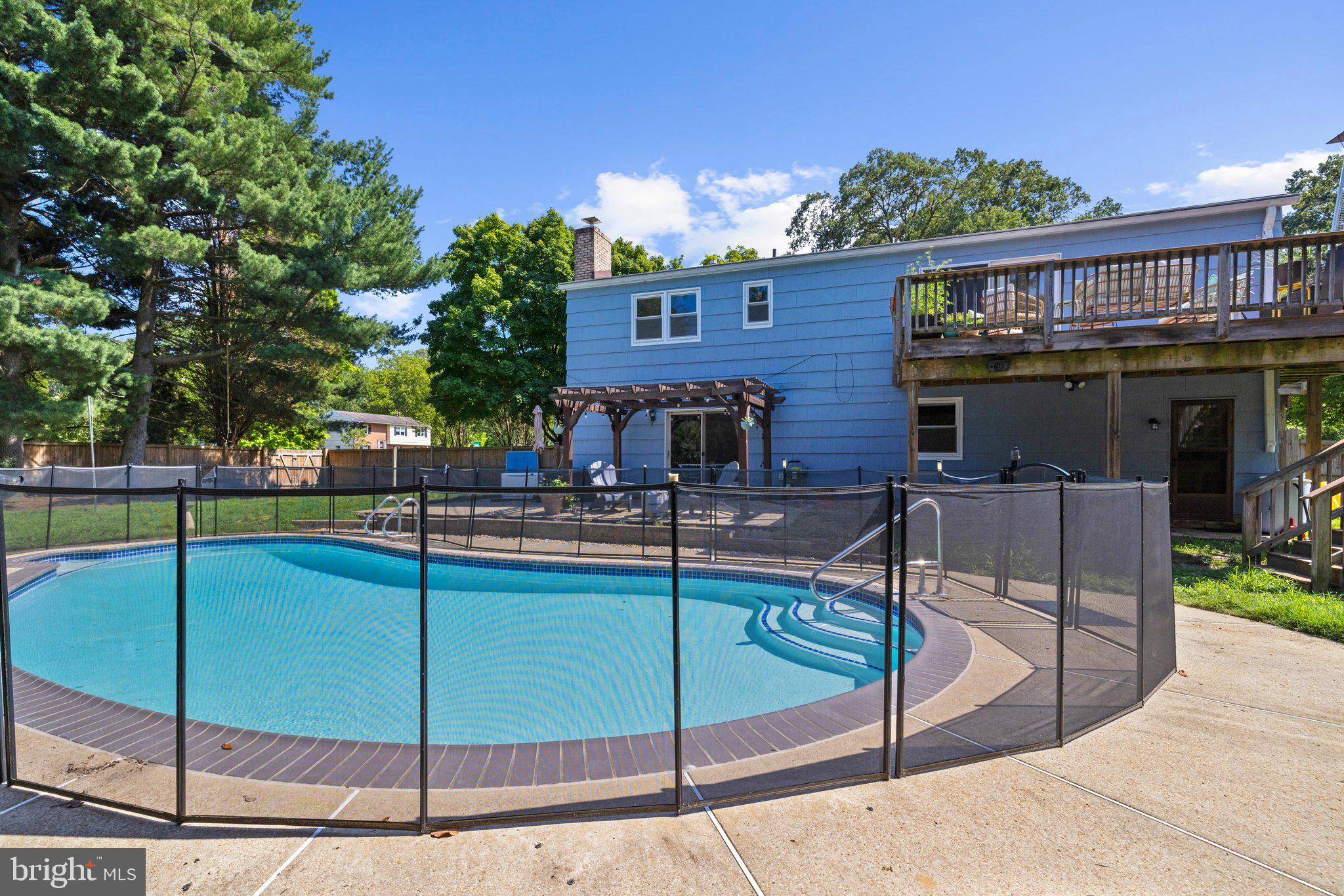 TWIN HARBORS - Residential