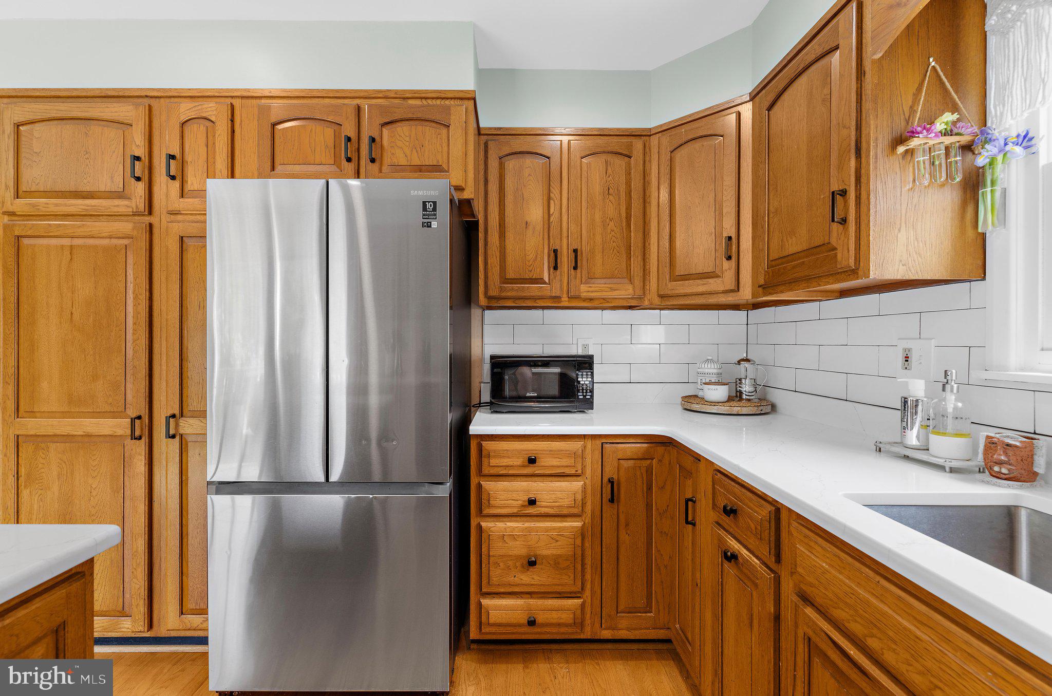 TWIN HARBORS - Residential