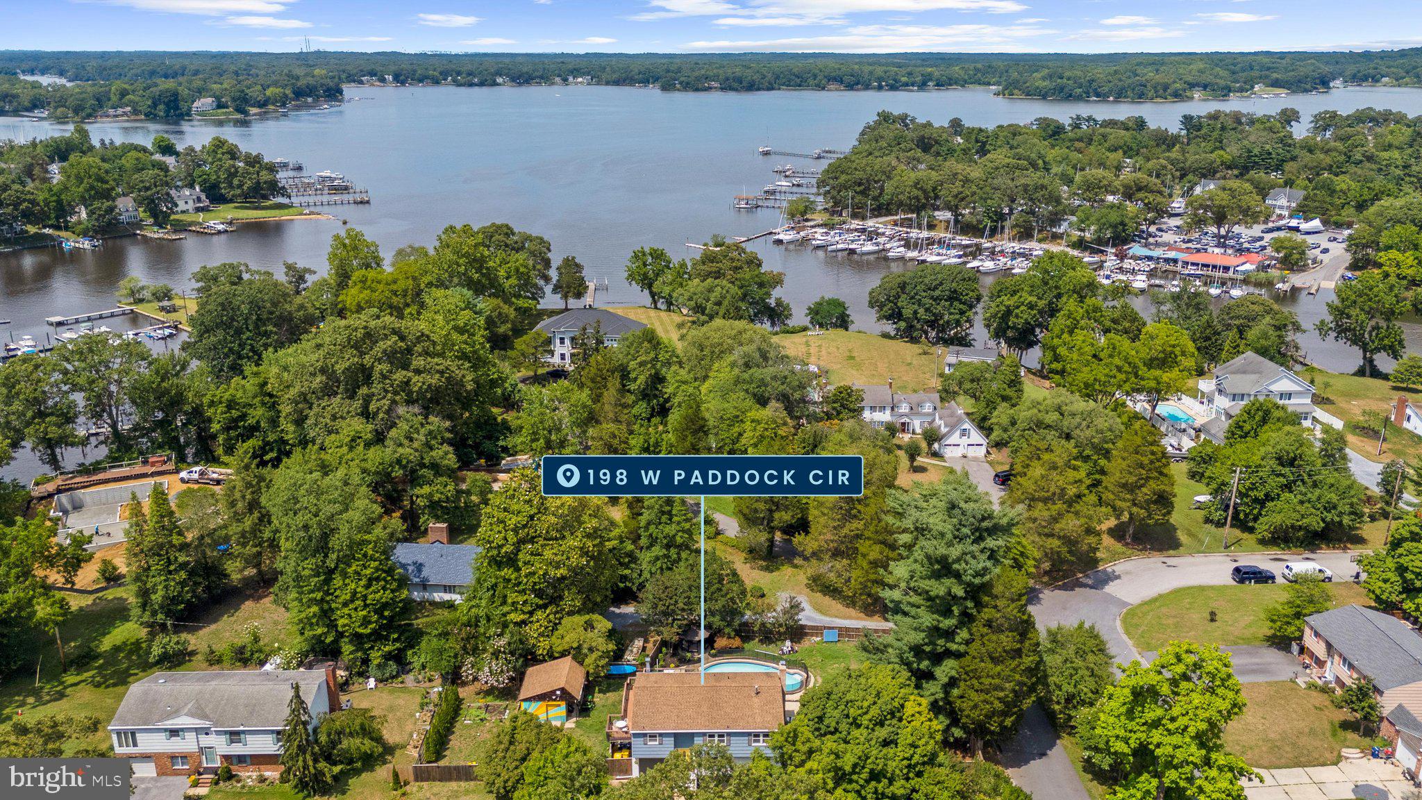 TWIN HARBORS - Residential