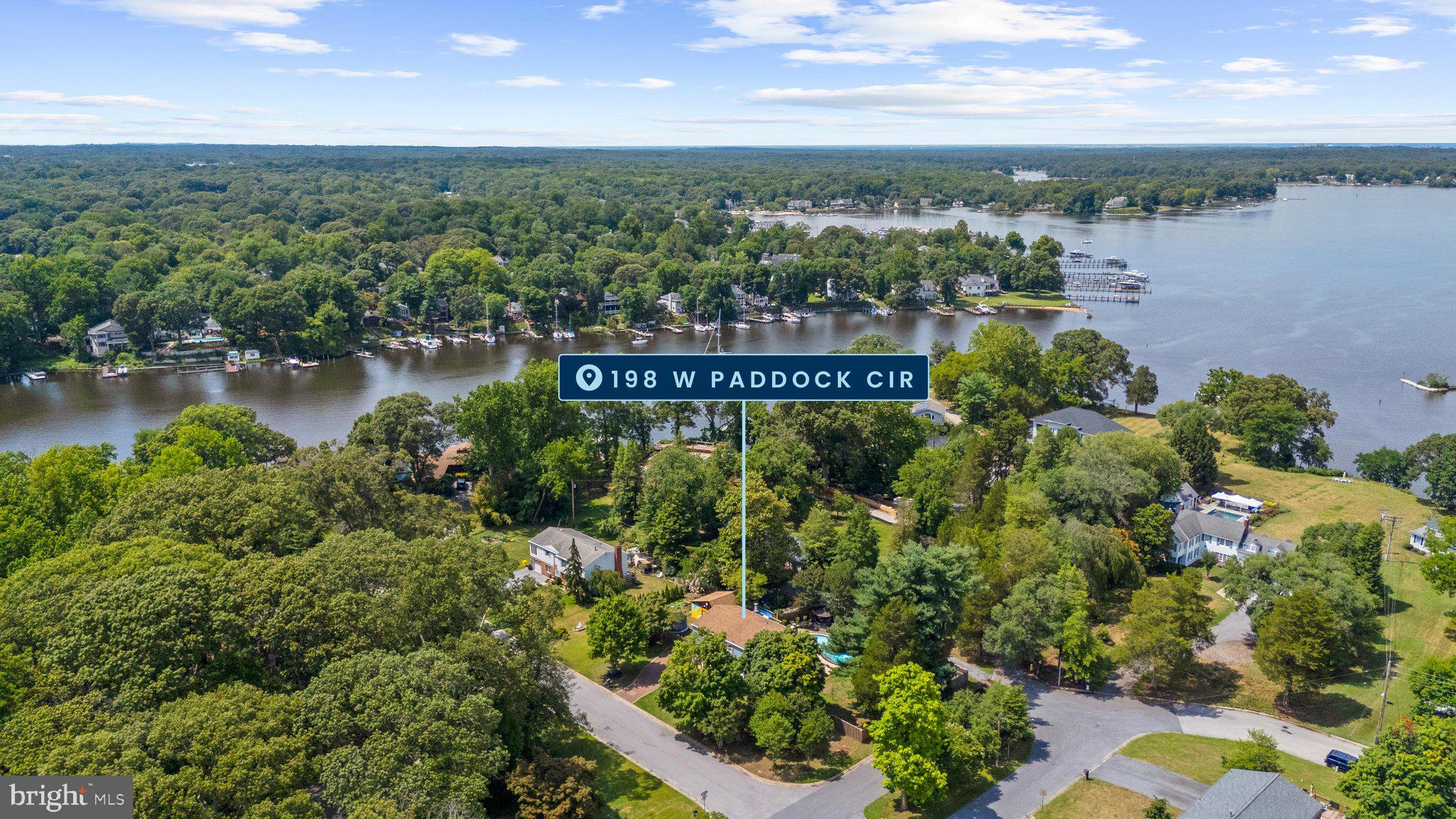 TWIN HARBORS - Residential