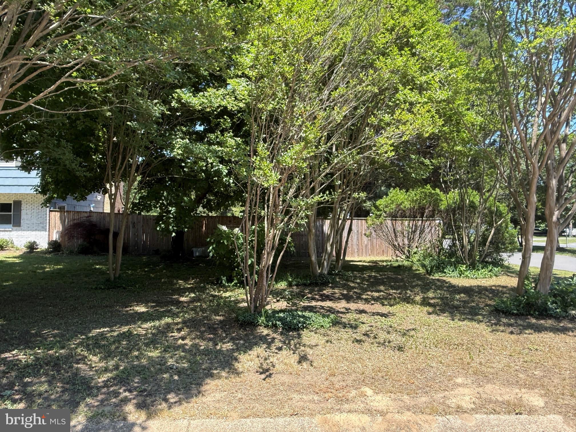 TWIN HARBORS - Residential