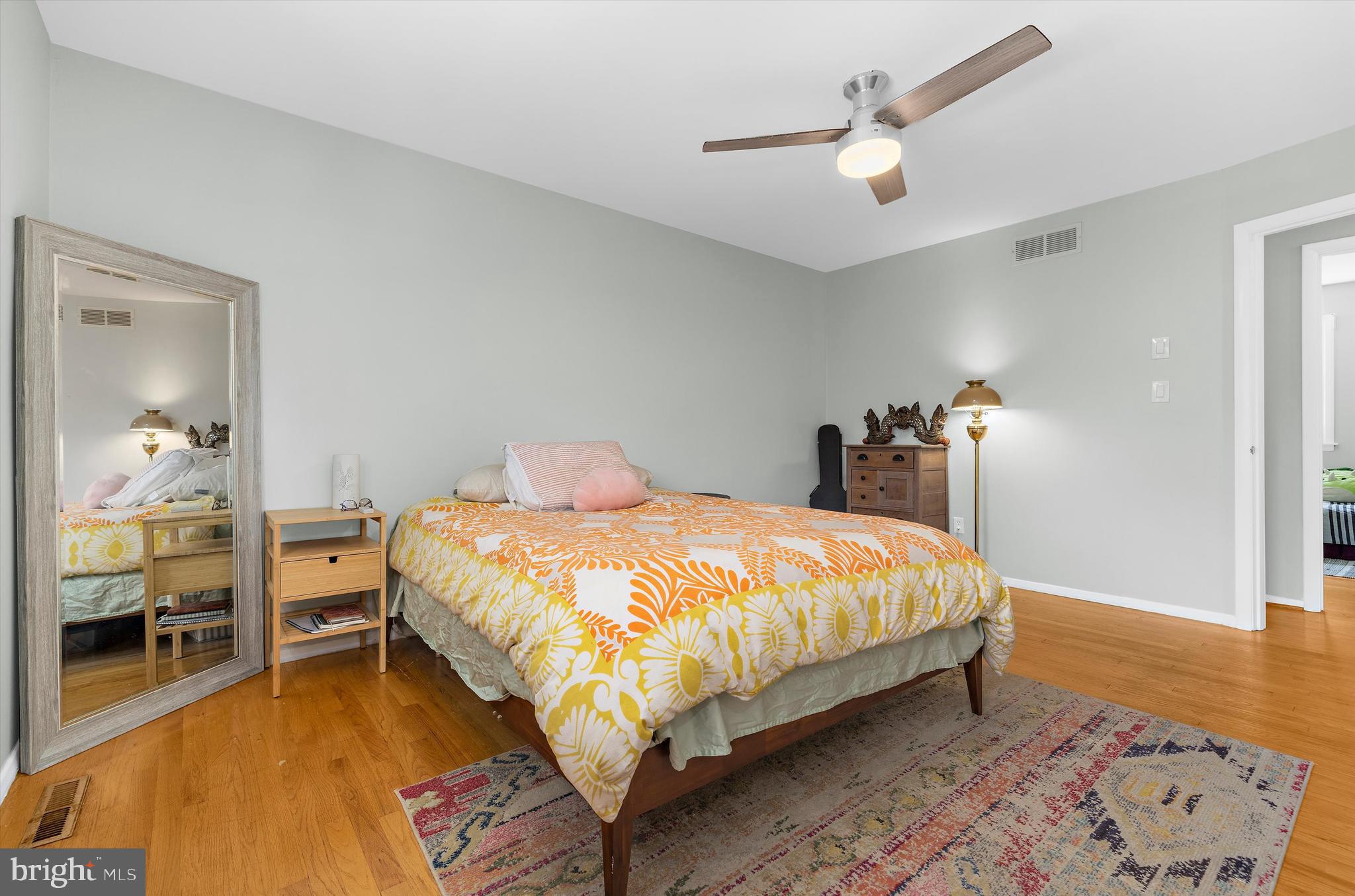 TWIN HARBORS - Residential