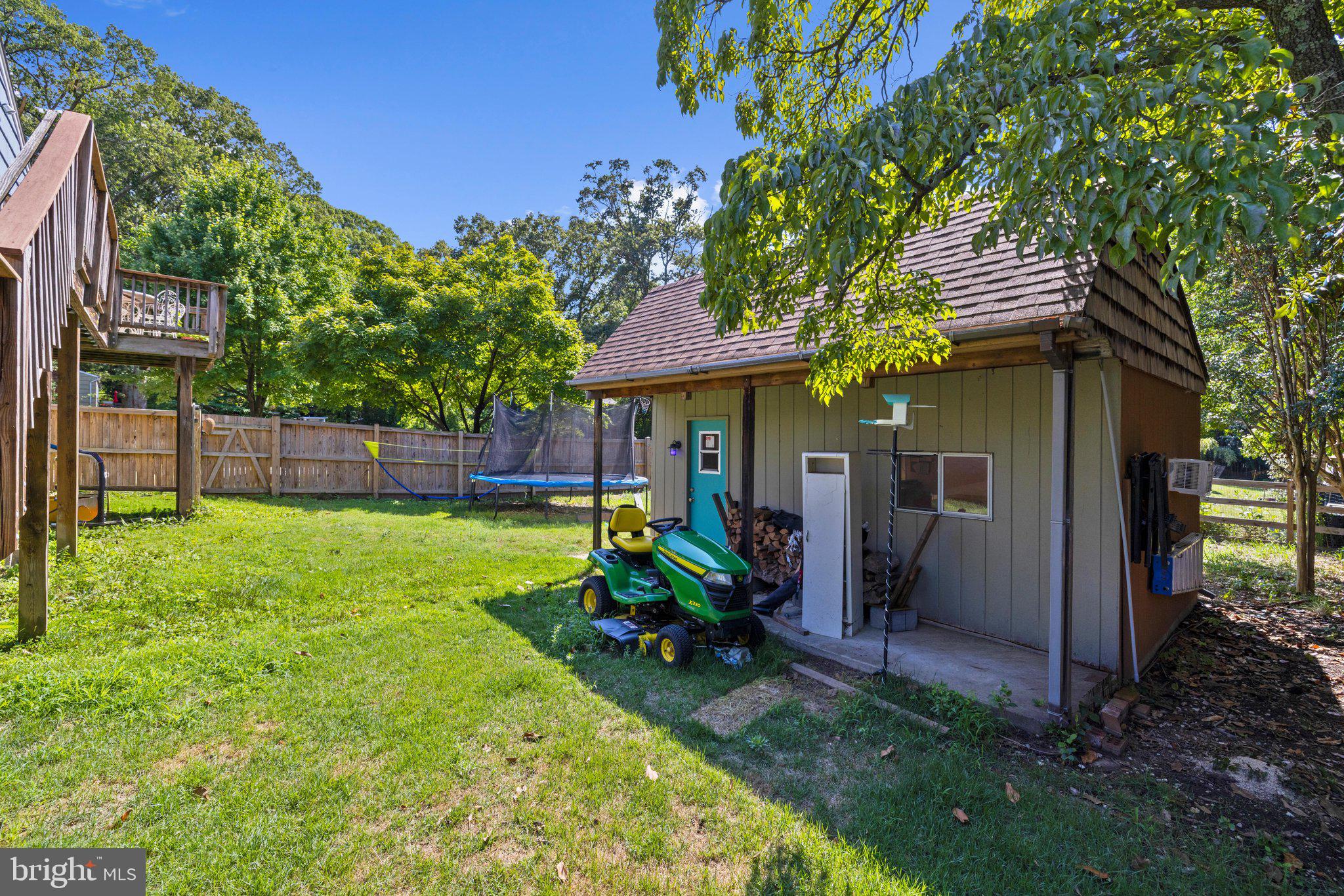 TWIN HARBORS - Residential