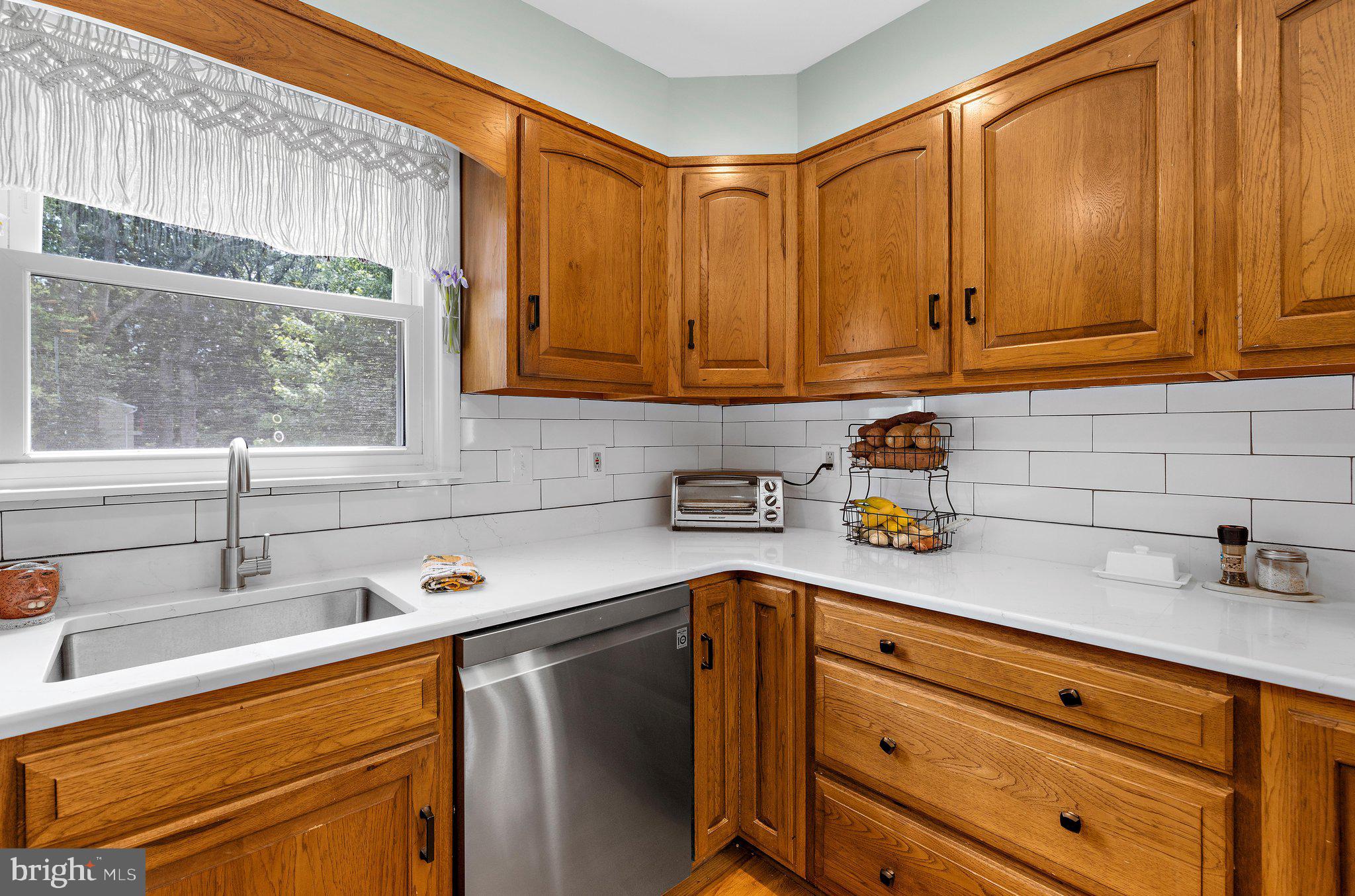 TWIN HARBORS - Residential