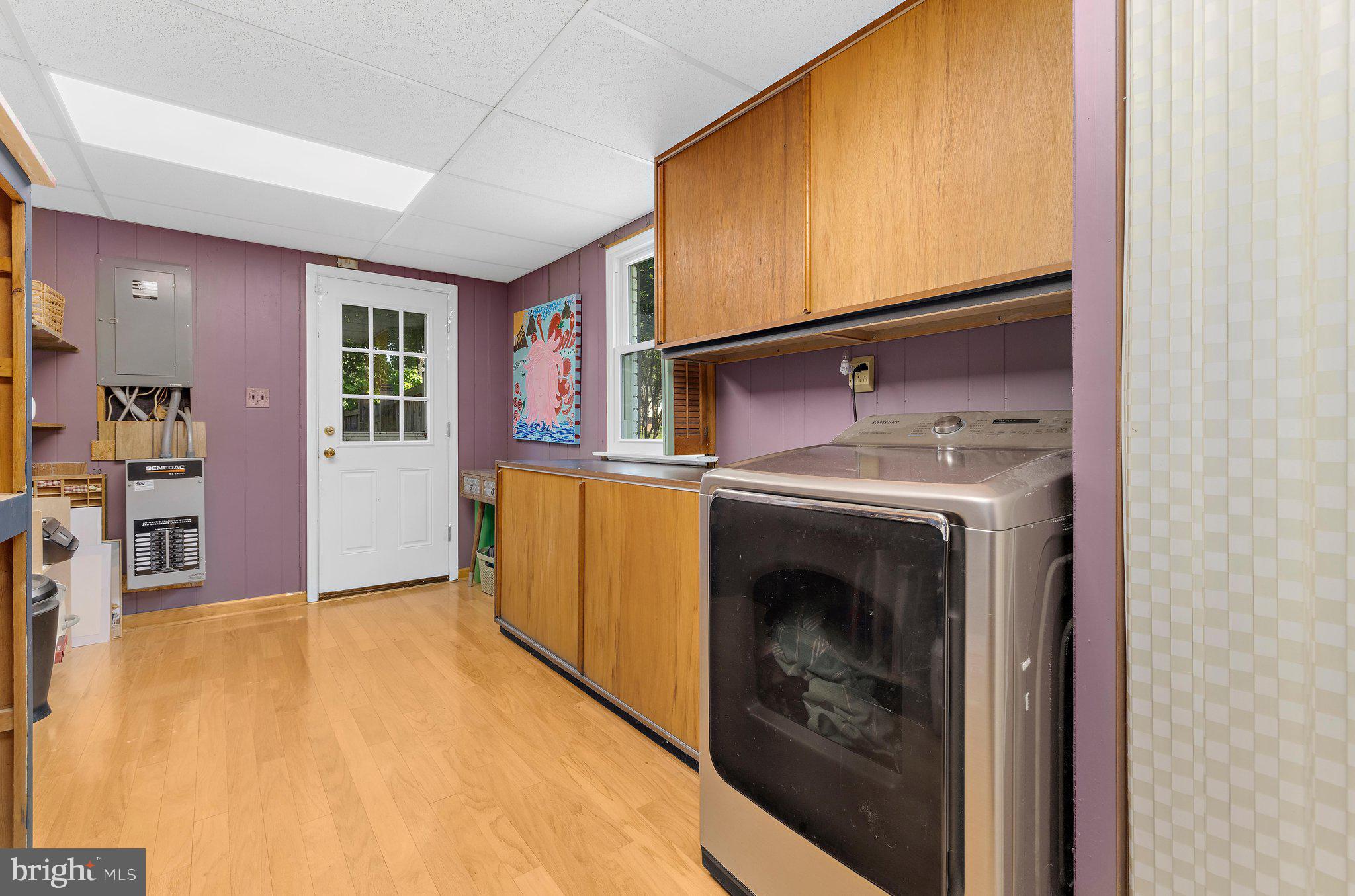 TWIN HARBORS - Residential