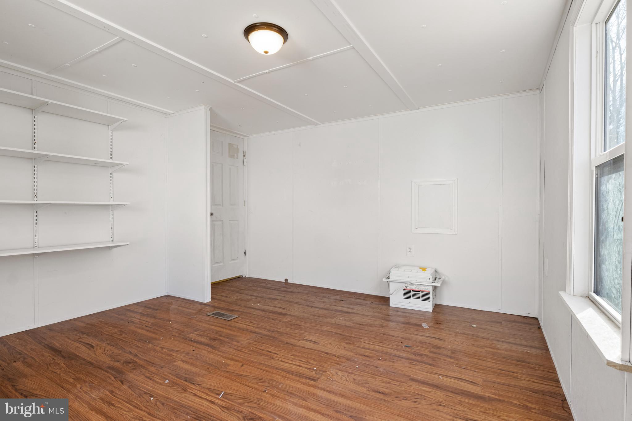 SMITHVILLE MHP - Residential