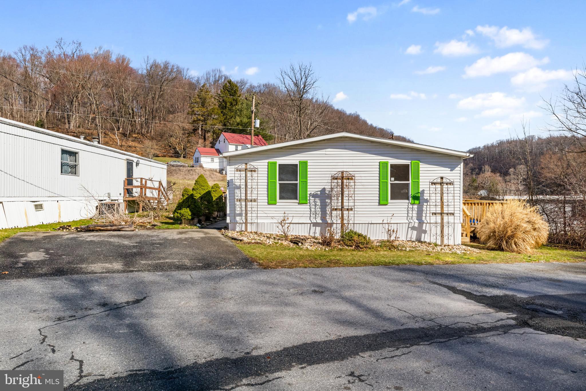 SMITHVILLE MHP - Residential