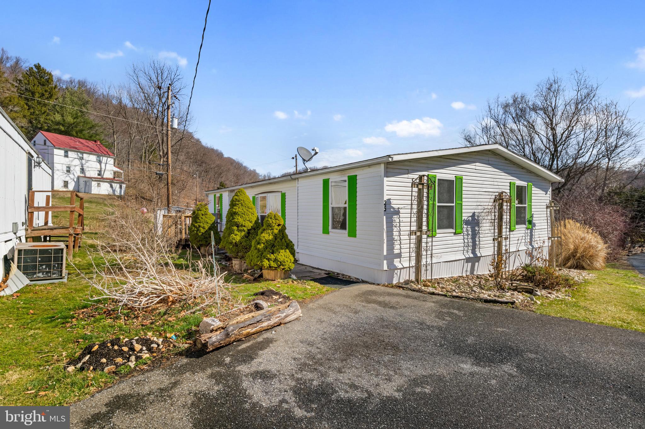 Check out this doublewide mobile home located in Willow Street, Solanco schools!!!  3 bedrooms and 2 full bath including a primary suite that also has a walk in closet.  Both bathrooms had new showers installed in January 2024.  The shower in the primary suite is handicap accessible.  Other updates completed in January 2024 include a new furnace, new windows, front screen door, skirting and laminate wood flooring throughout most of the home.  All appliances will convey to the new buyer.  Nice open layout with living room, kitchen and dining area all flowing together.  There is also a front and back deck.  This home sits in a nice park with a very affordable lot rent.  Set up your showing before its too late!!!