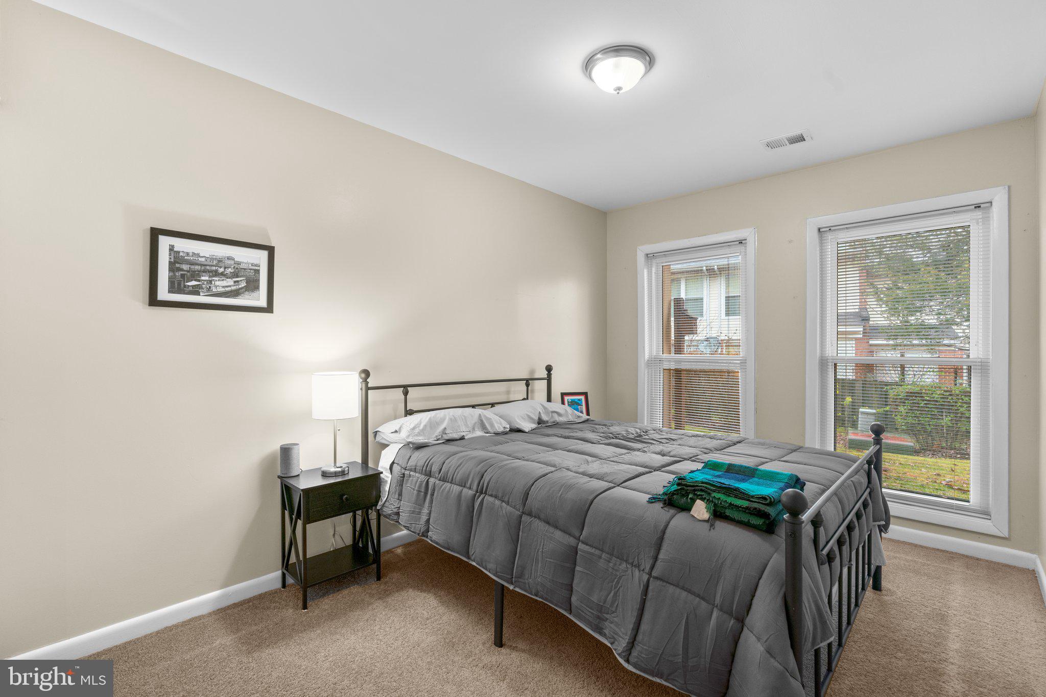 APPLEWALK - Residential