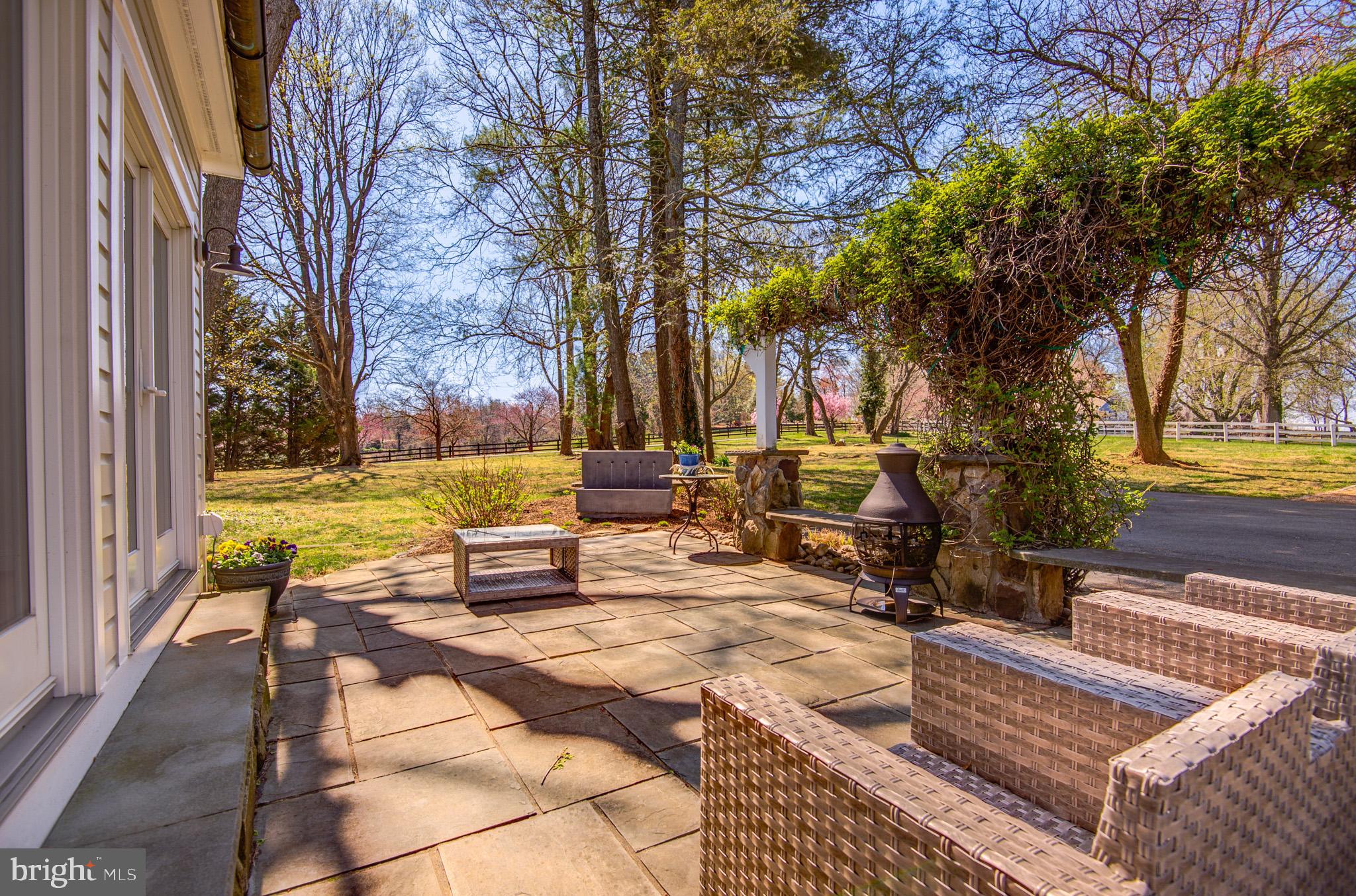 PAEONIAN SPRINGS - Residential
