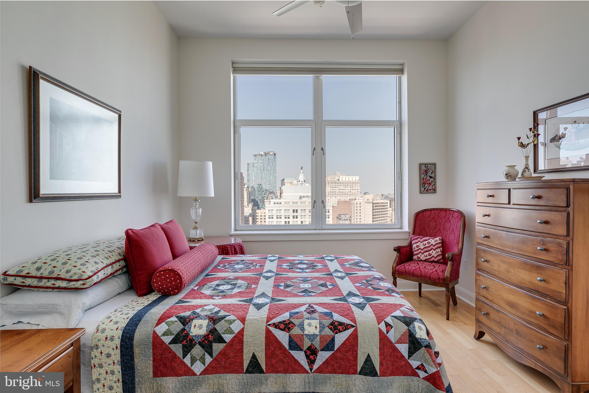 AVENUE OF THE ARTS - Residential