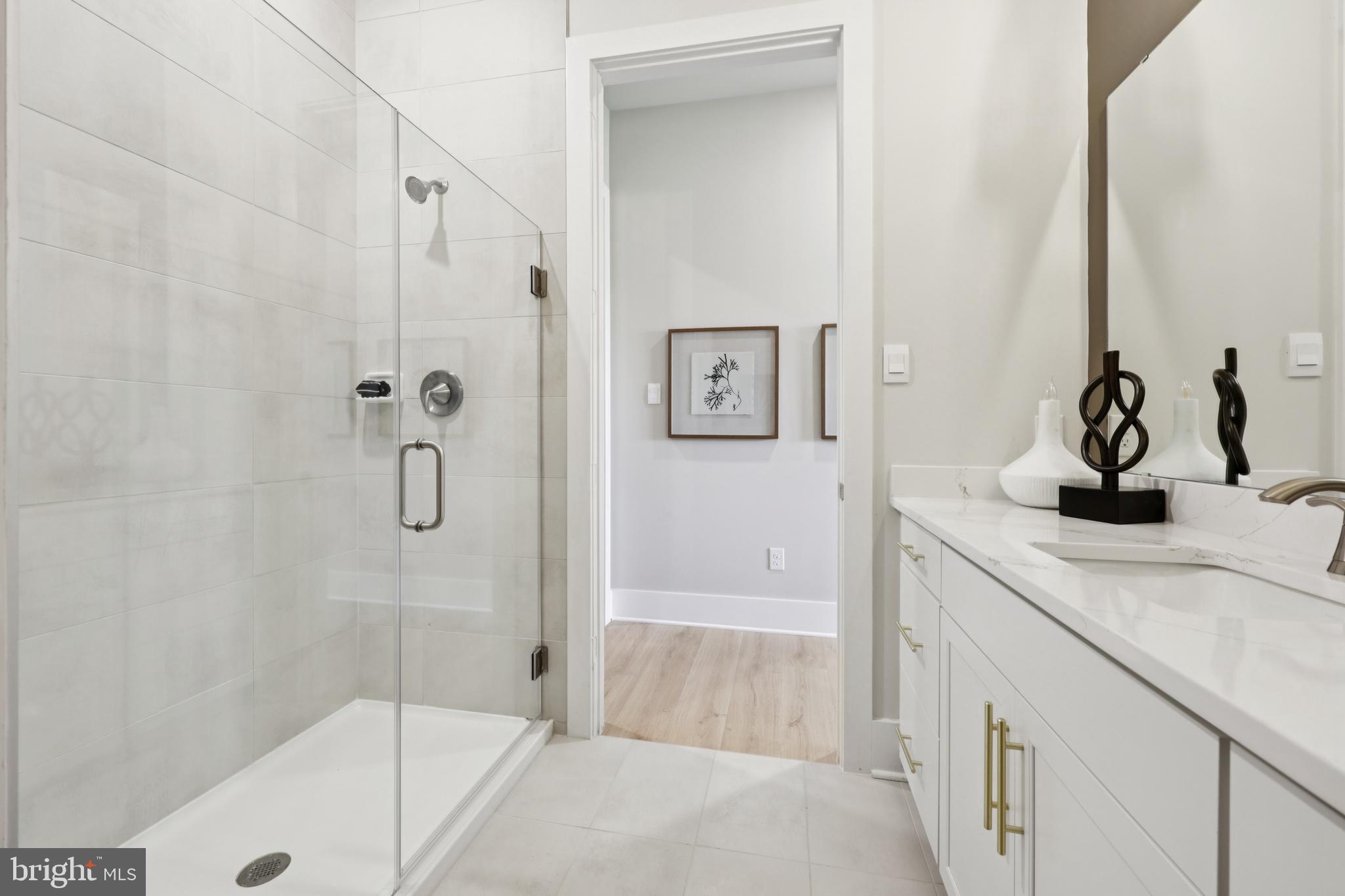COLLINGWOOD CHASE - Residential