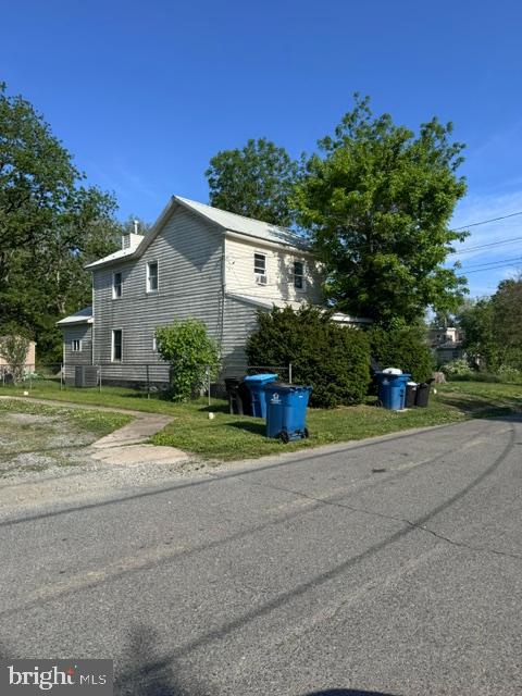 Income producing 3 bed 1.5 bath home in the town of North East! The home is occupied by month to month tenants who pay $1390 per month and  will not be delivered vacant. Showings can be scheduled with at least three days advanced notice but it may be difficult due to tenant schedules.