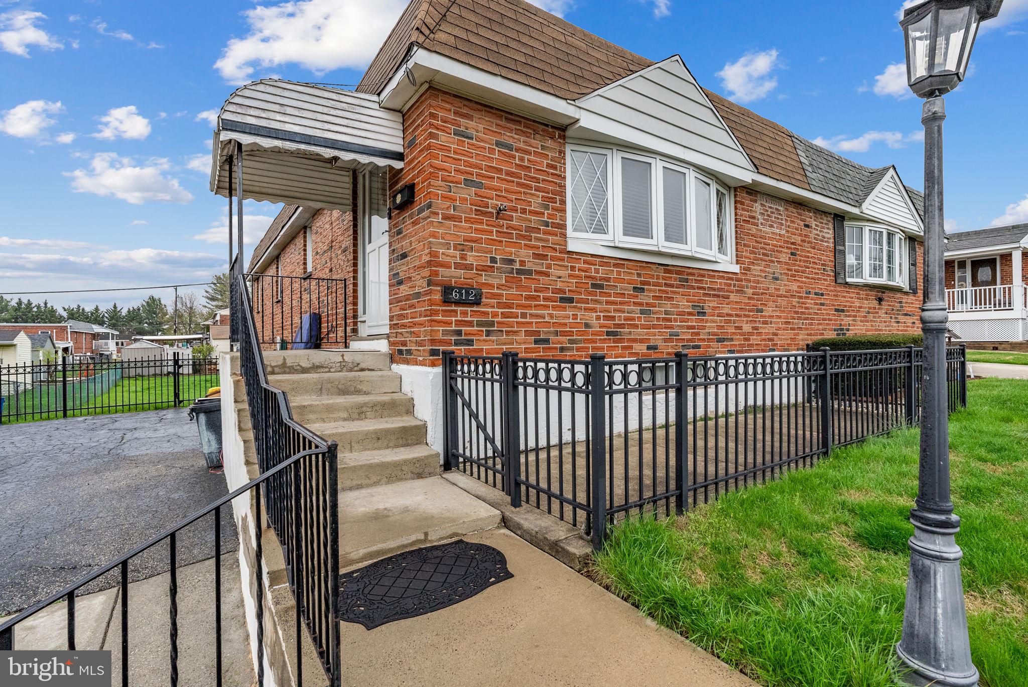 PLYMOUTH PARK - Residential