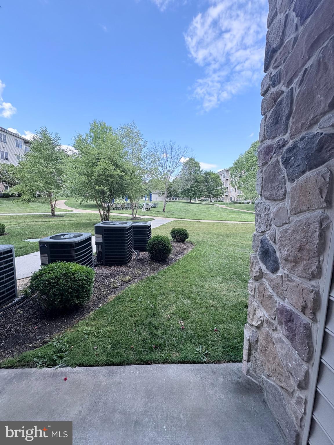 VILLAGE OF FOUNTAINVIEW - Residential