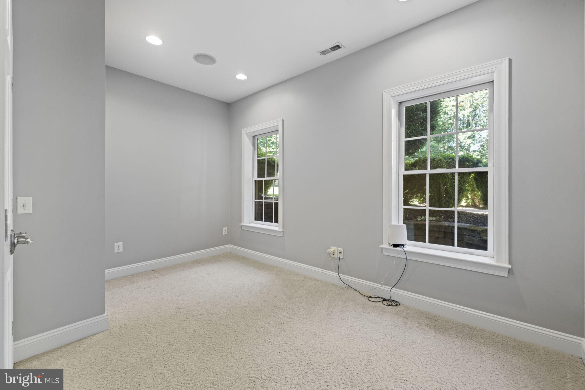 PIEDMONT - Residential