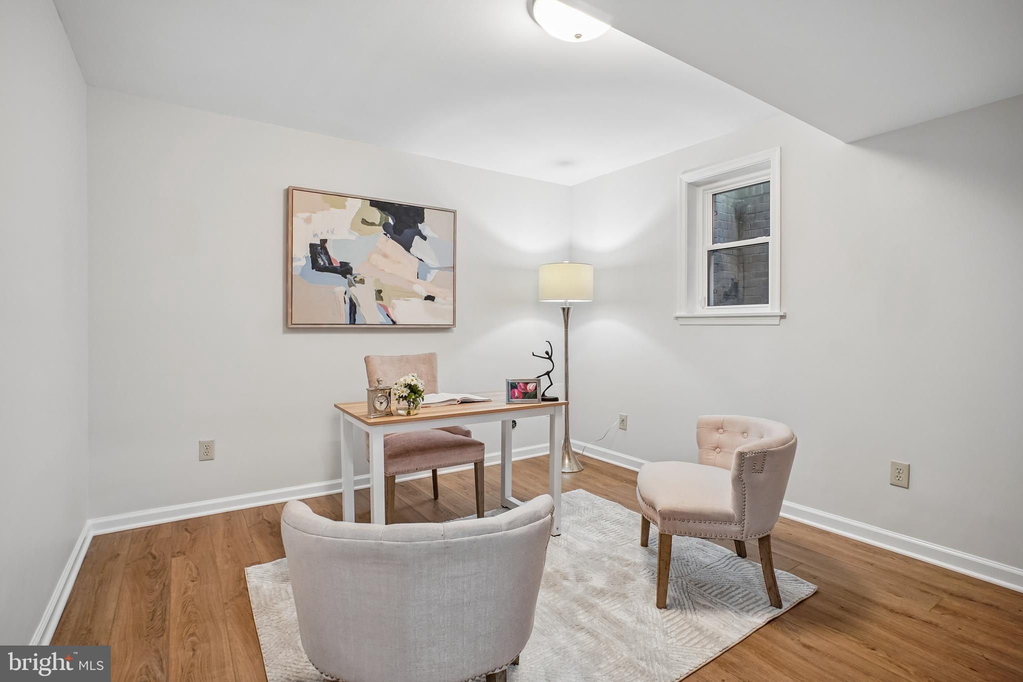 LEWINSVILLE SQUARE - Residential