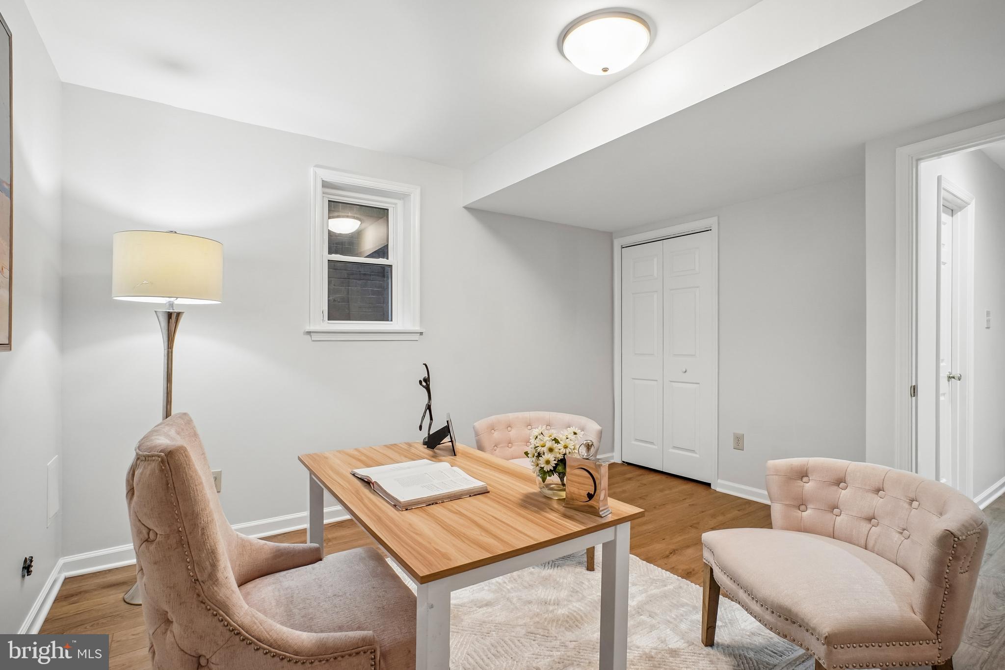 LEWINSVILLE SQUARE - Residential