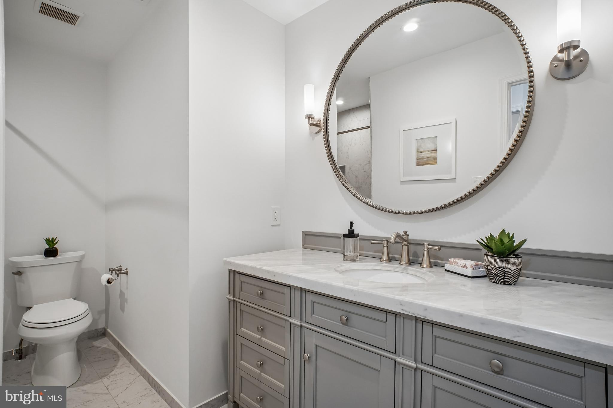 LEWINSVILLE SQUARE - Residential