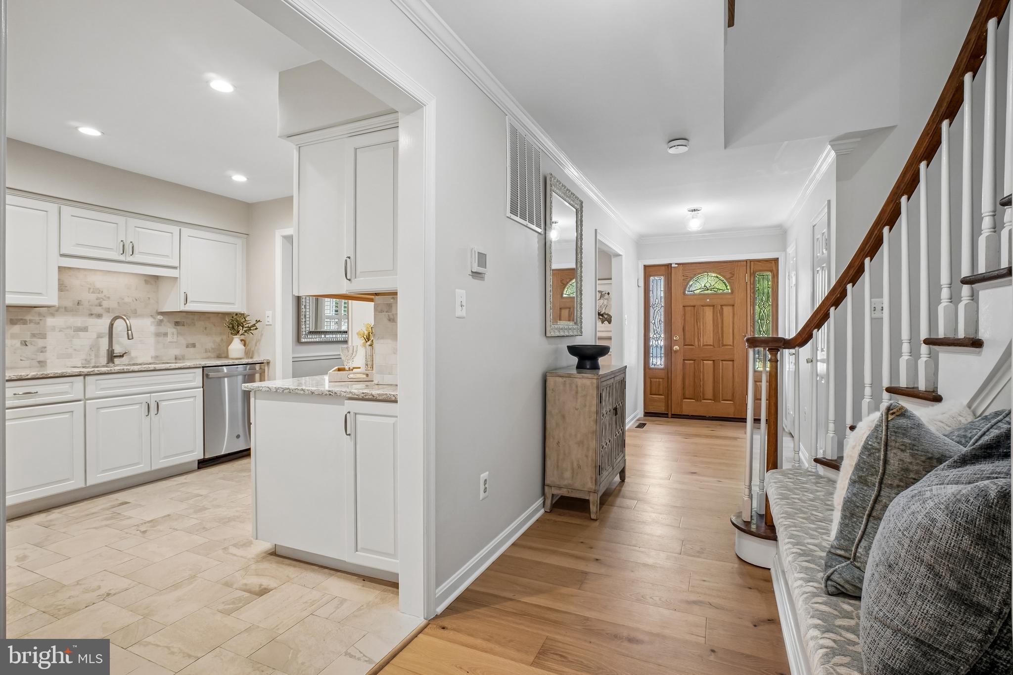 LEWINSVILLE SQUARE - Residential