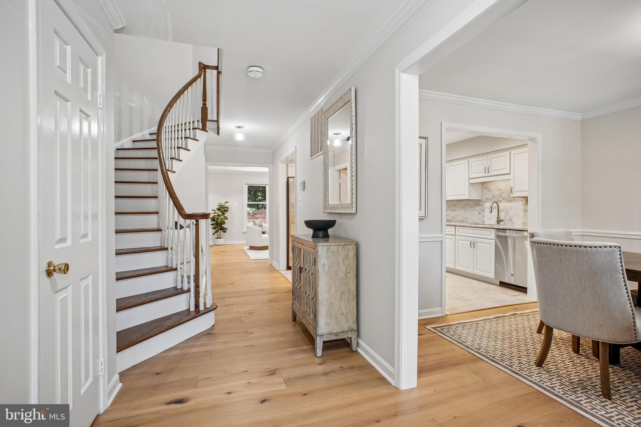 LEWINSVILLE SQUARE - Residential