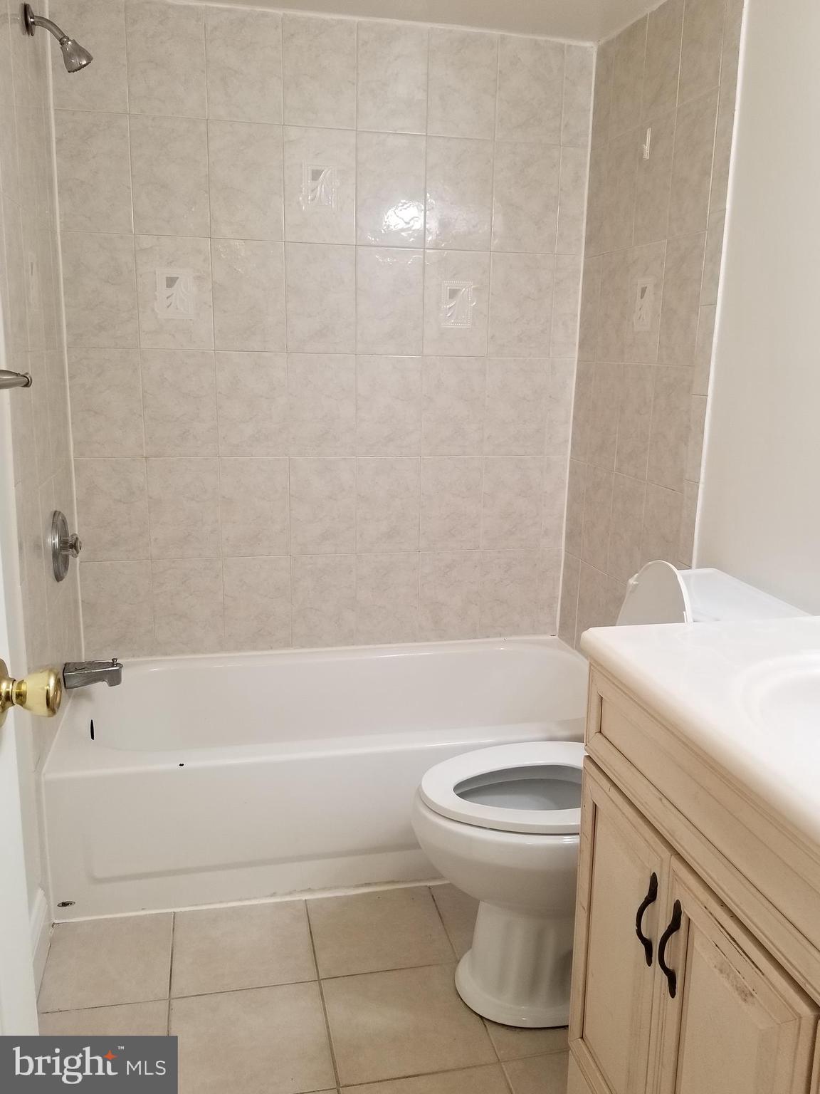 TREOVER - Residential Lease