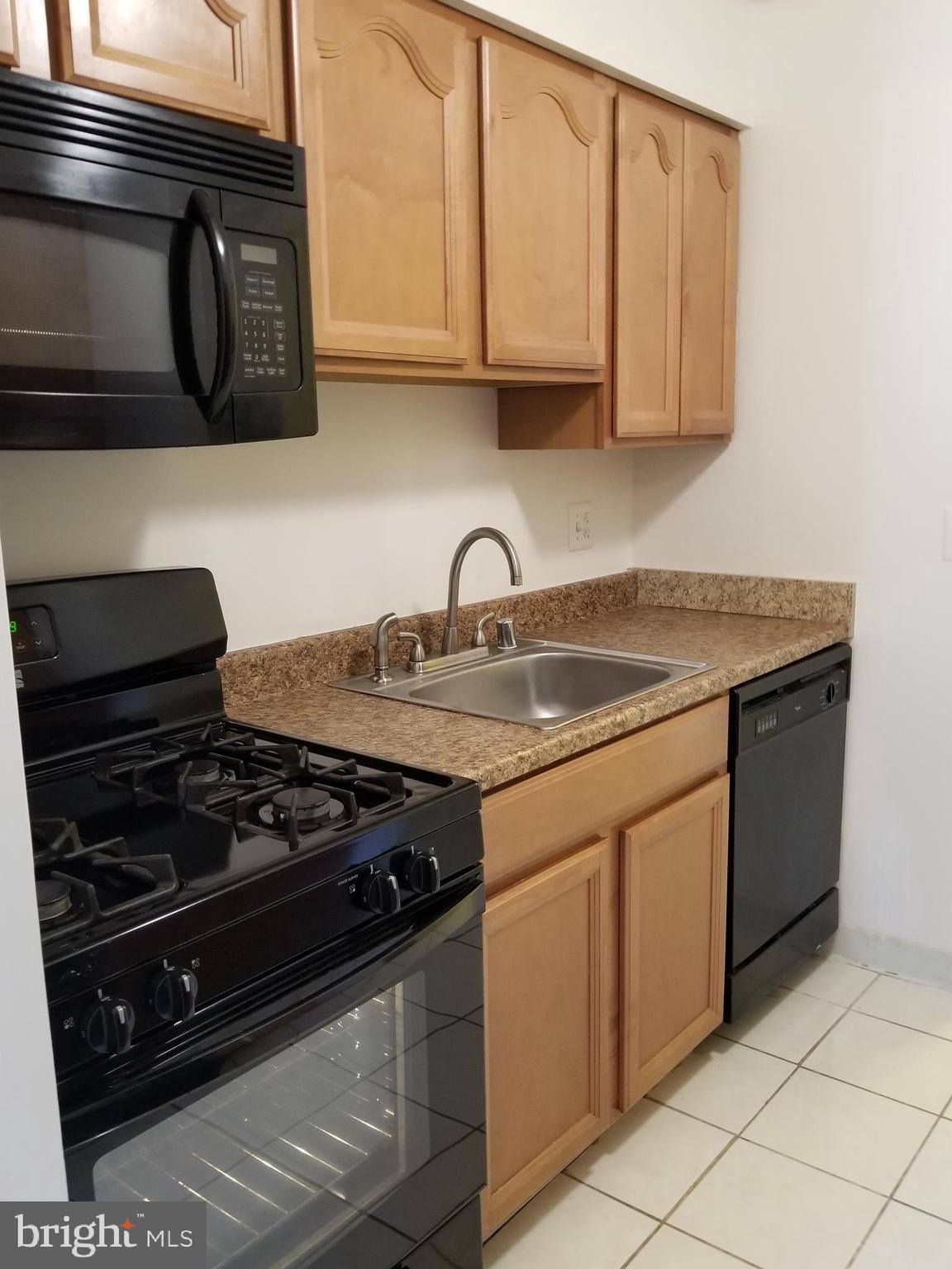 TREOVER - Residential Lease