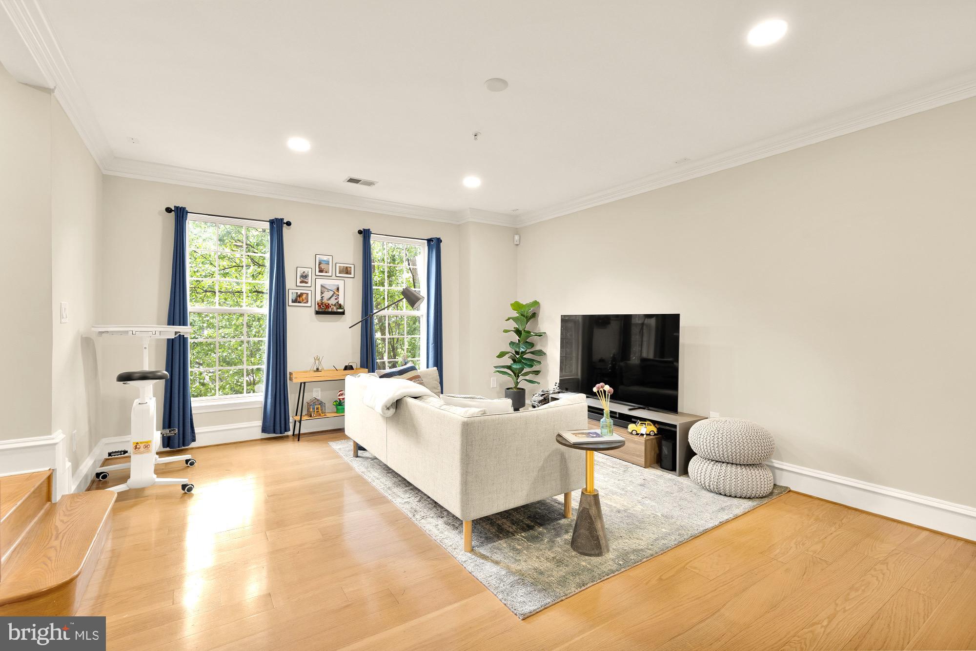 WESTWOOD VILLAGE - Residential