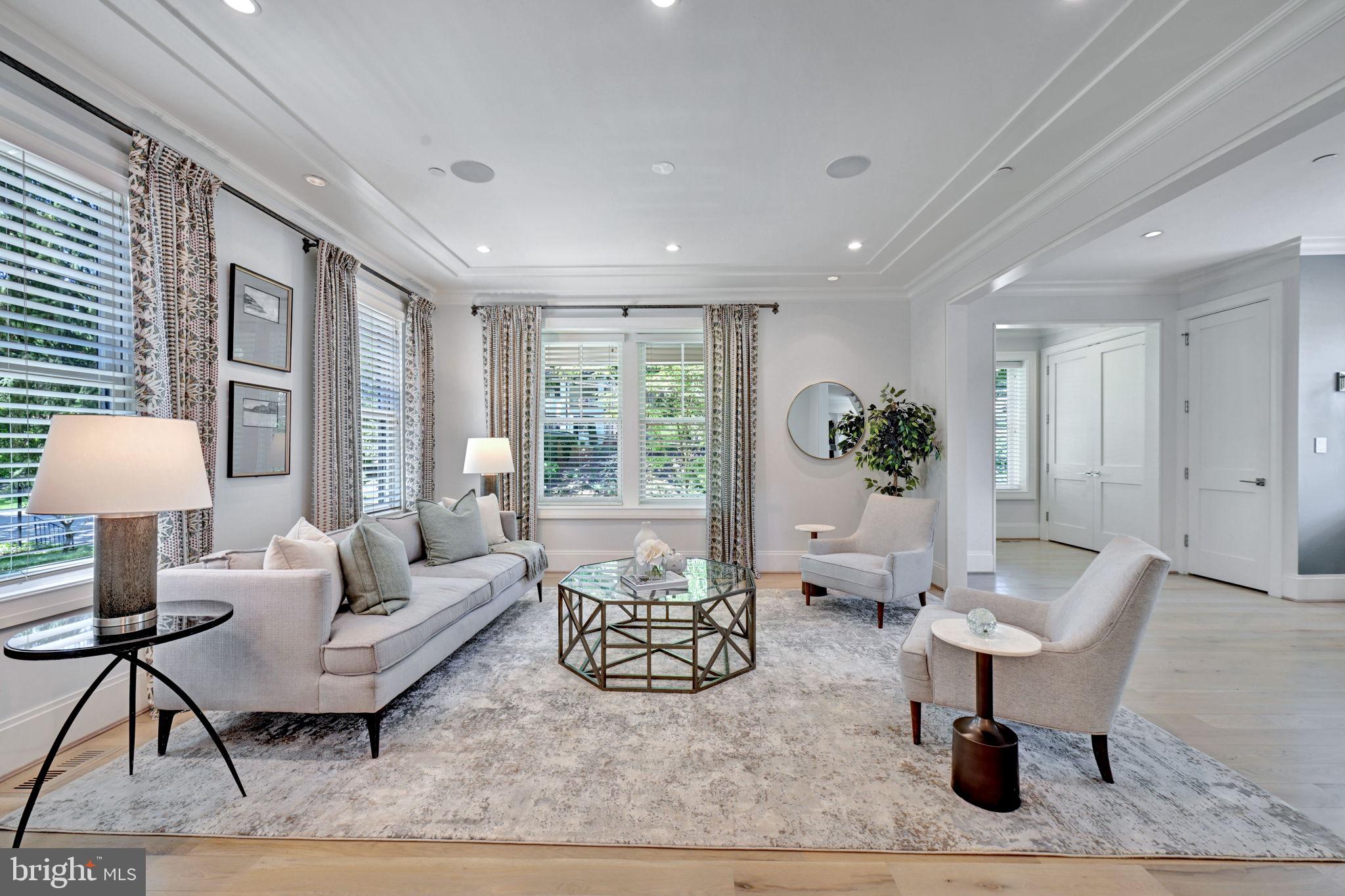 CHEVY CHASE - Residential