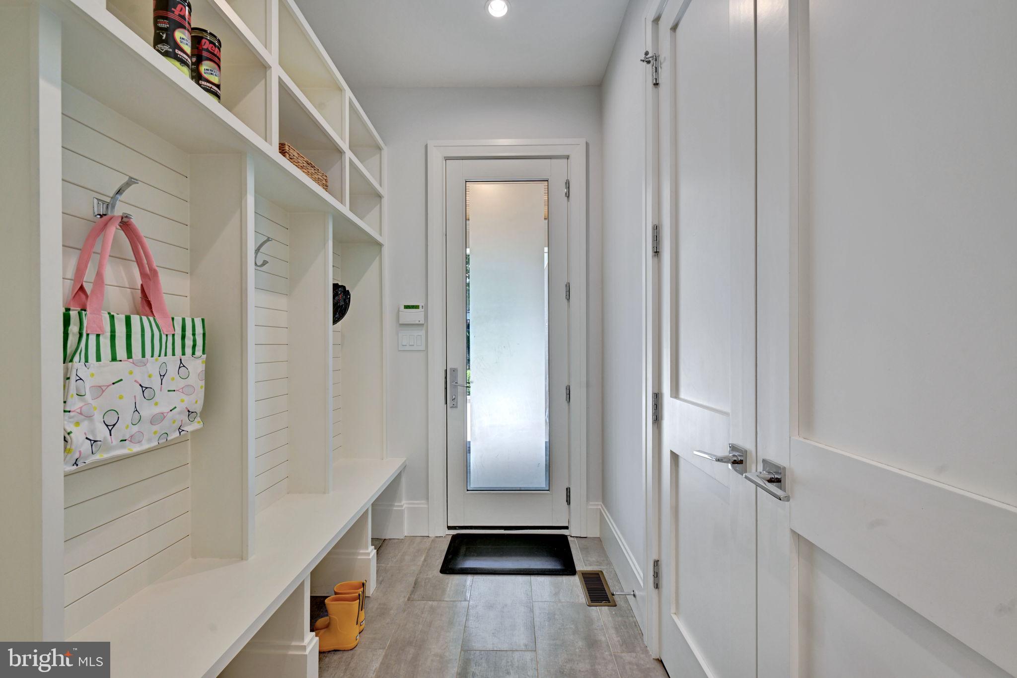 CHEVY CHASE - Residential