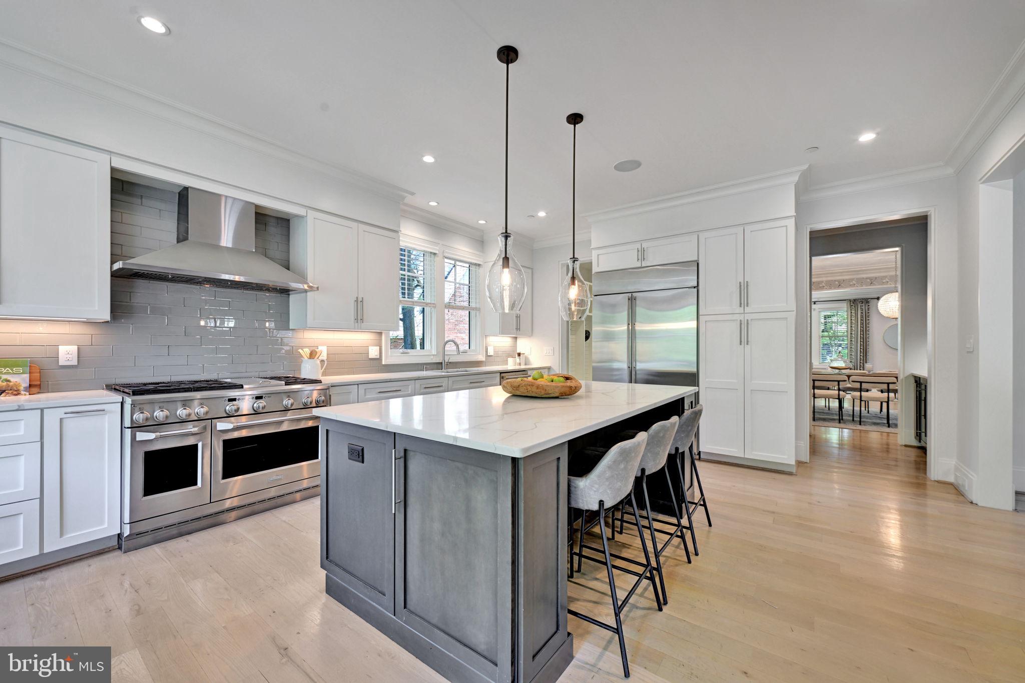CHEVY CHASE - Residential