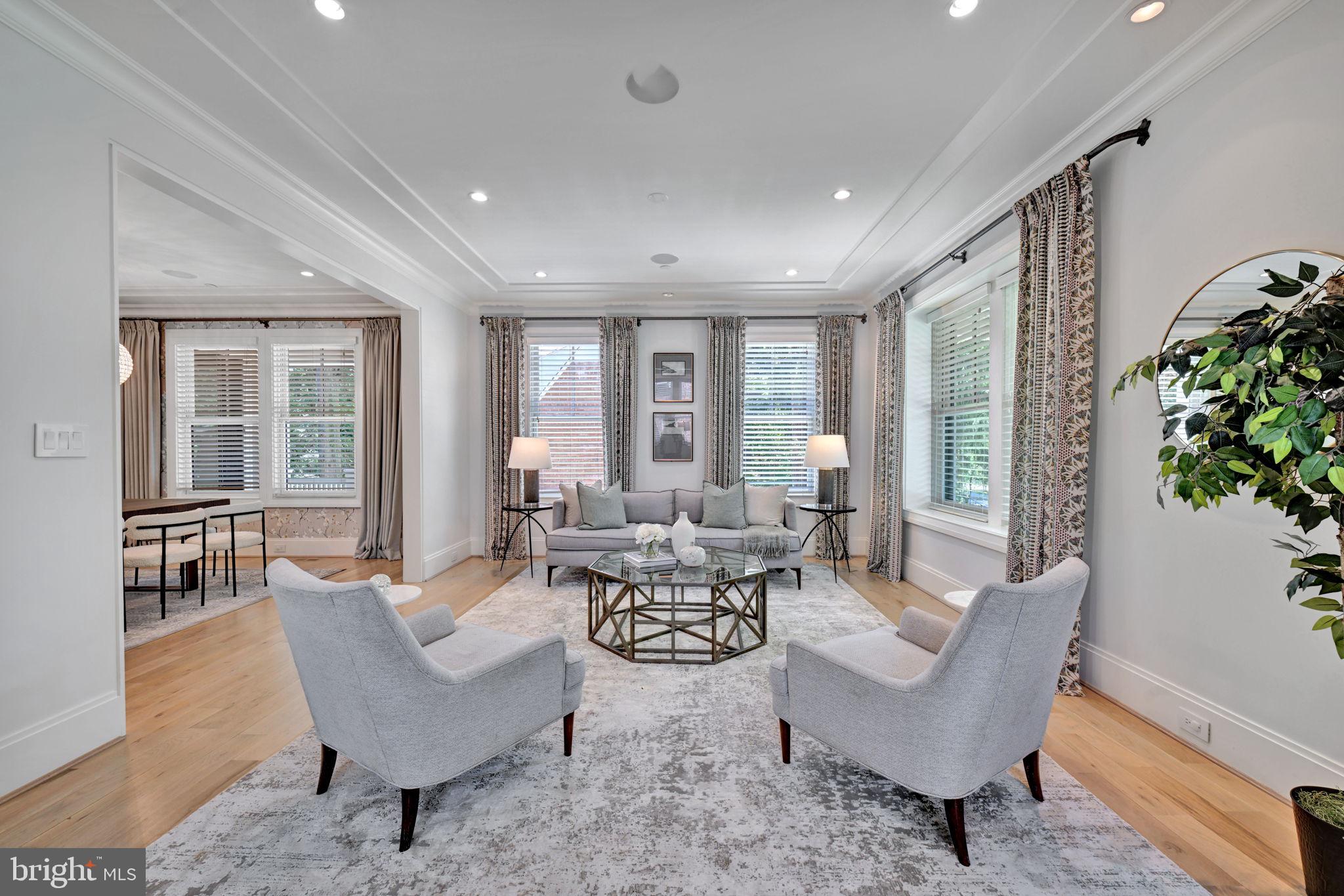 CHEVY CHASE - Residential
